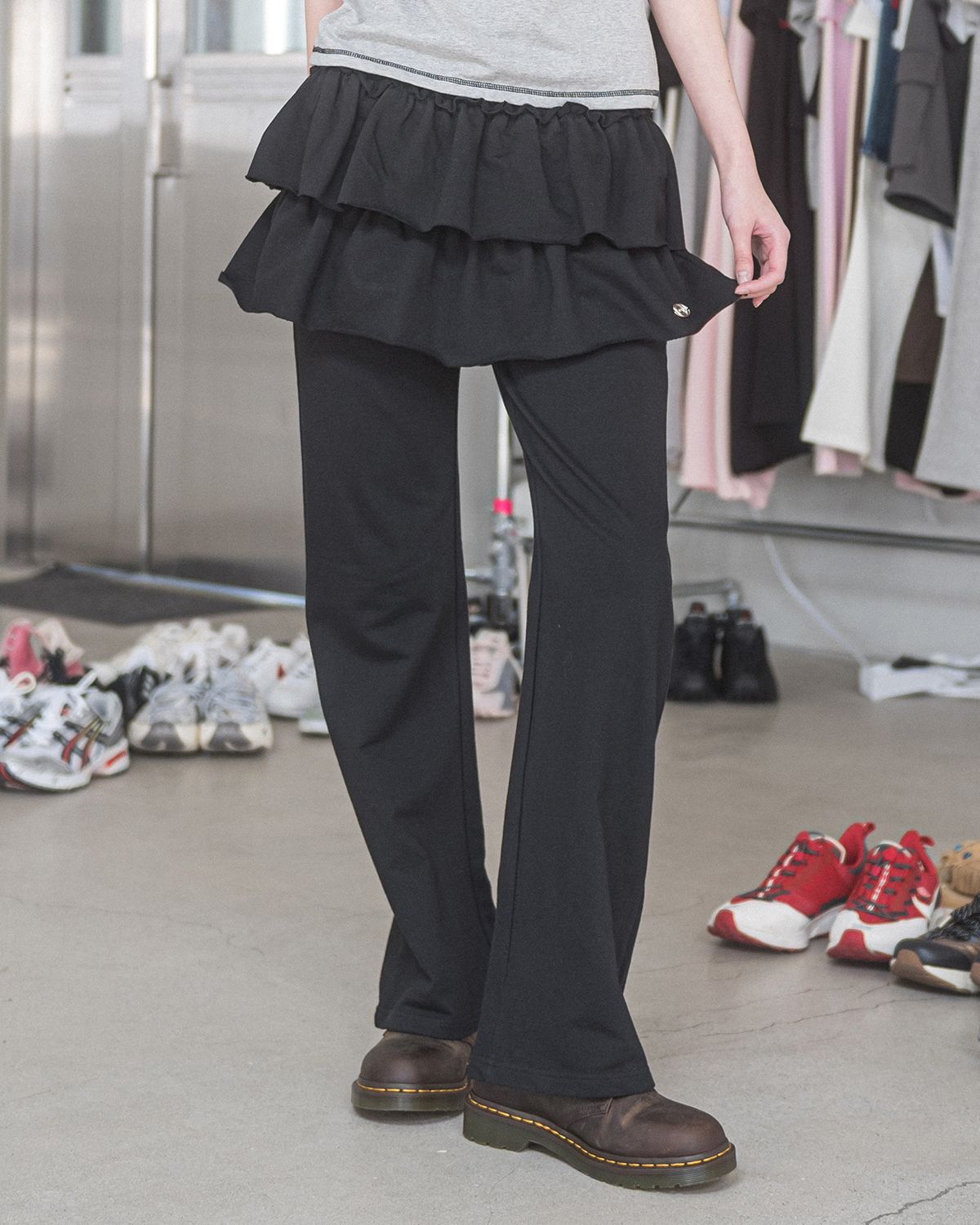 해비즘(HAVISM) LAYERED SWEAT SKIRT PANTS(BLACK)