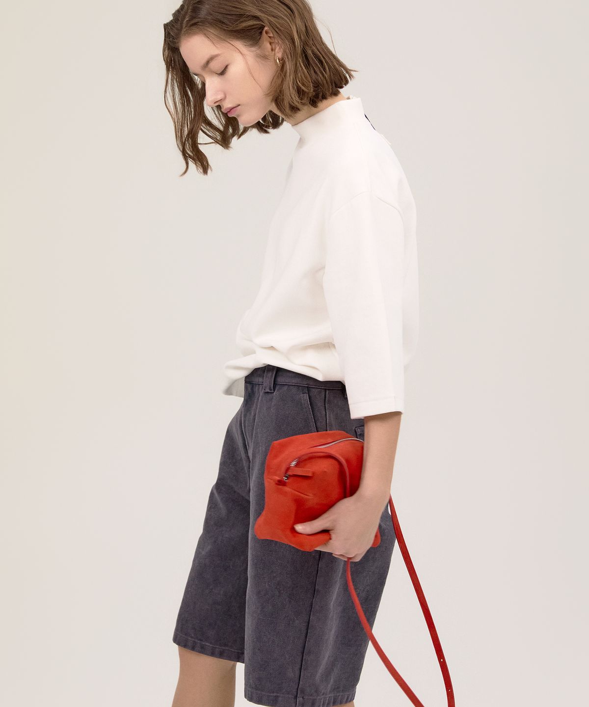 노앙(NOHANT) SUEDE PICNIC BAG RED