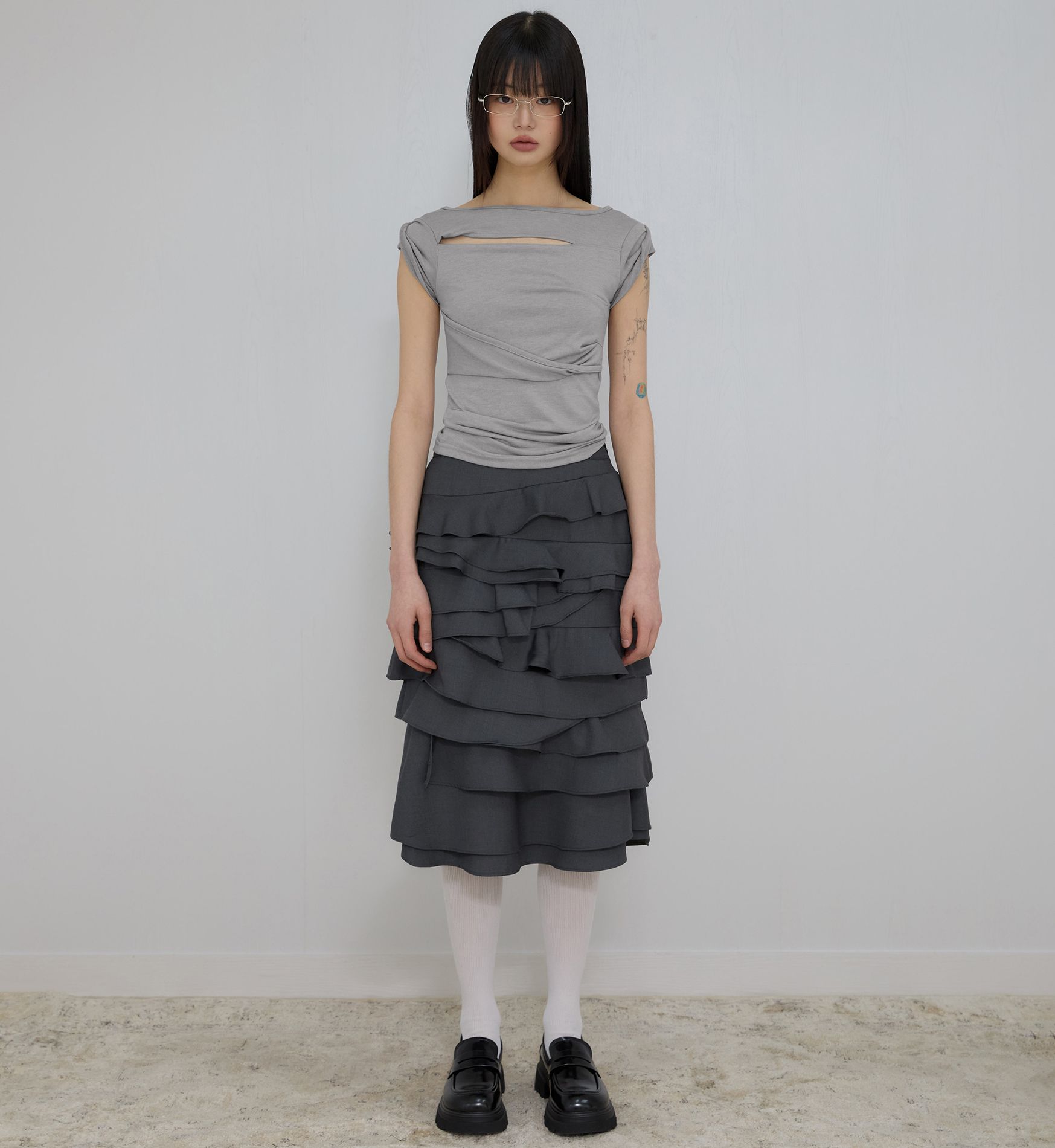 【FLAREUP】25SS★ Faye Frill Midi Skirt MUSINSA | FLAREUP Faye Frill Midi Skirt (FL-246_Charcoal)