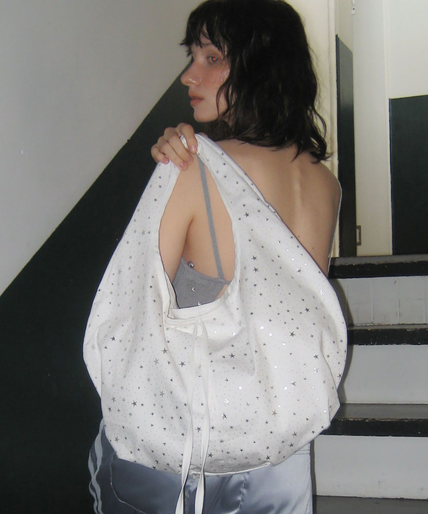 MUSINSA公式 | OTIE Plumpy Hobo Bag [Star Silver]