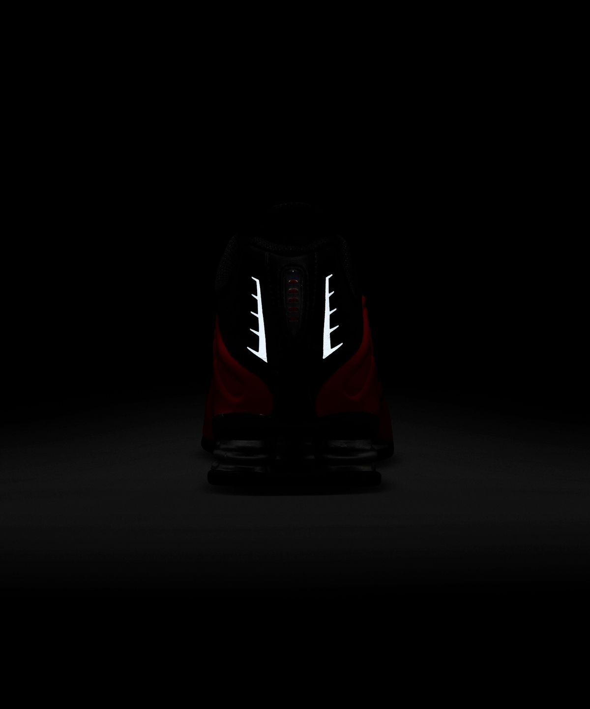 나이키(NIKE) 샥스 R4 M - 유니버시티 레드:블랙:메탈릭 실버 / HQ1988-600