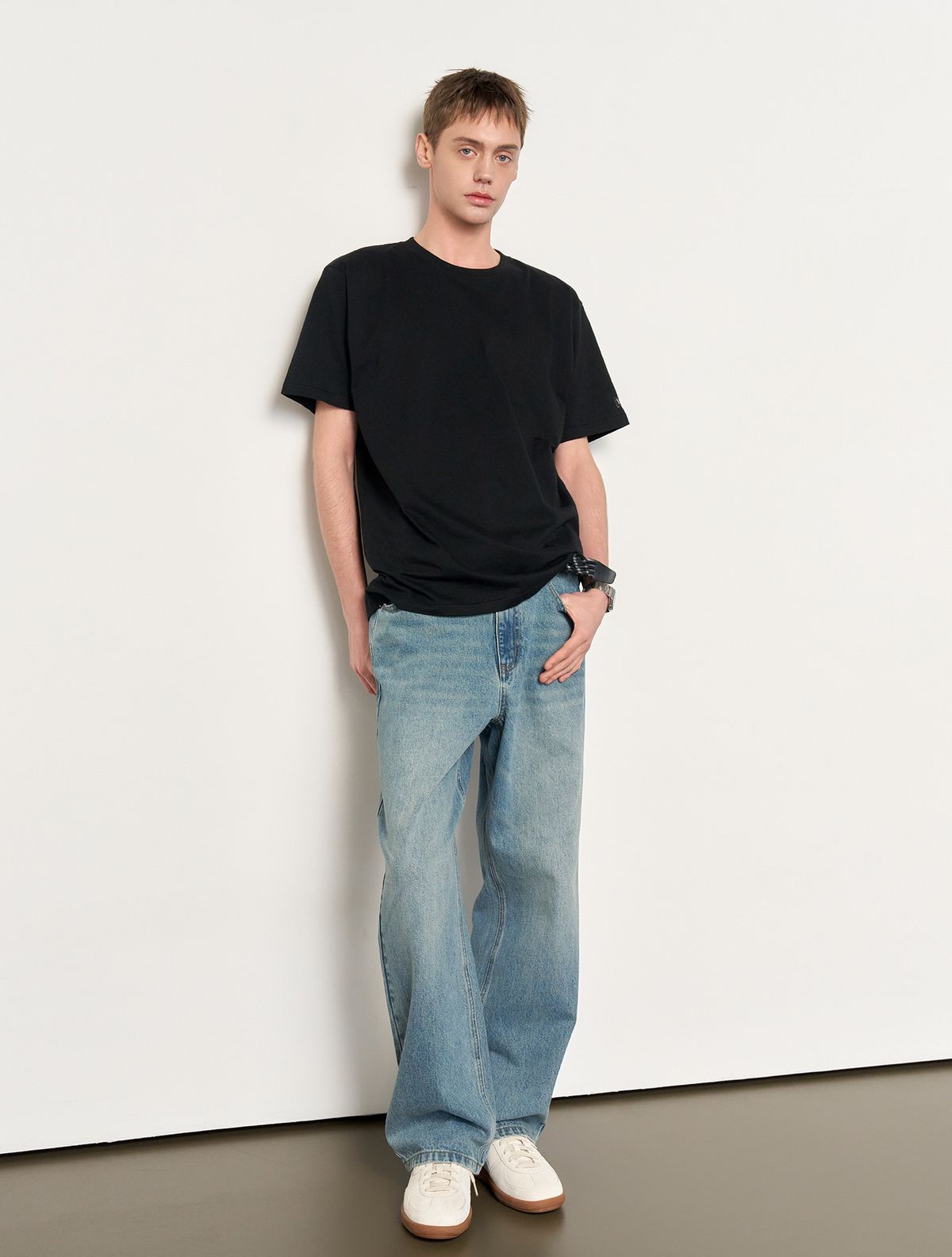 제너럴아이디어(GENERALIDEA) UNISEX 데일리 코튼 반팔티 [BLACK] / SBE2U01007