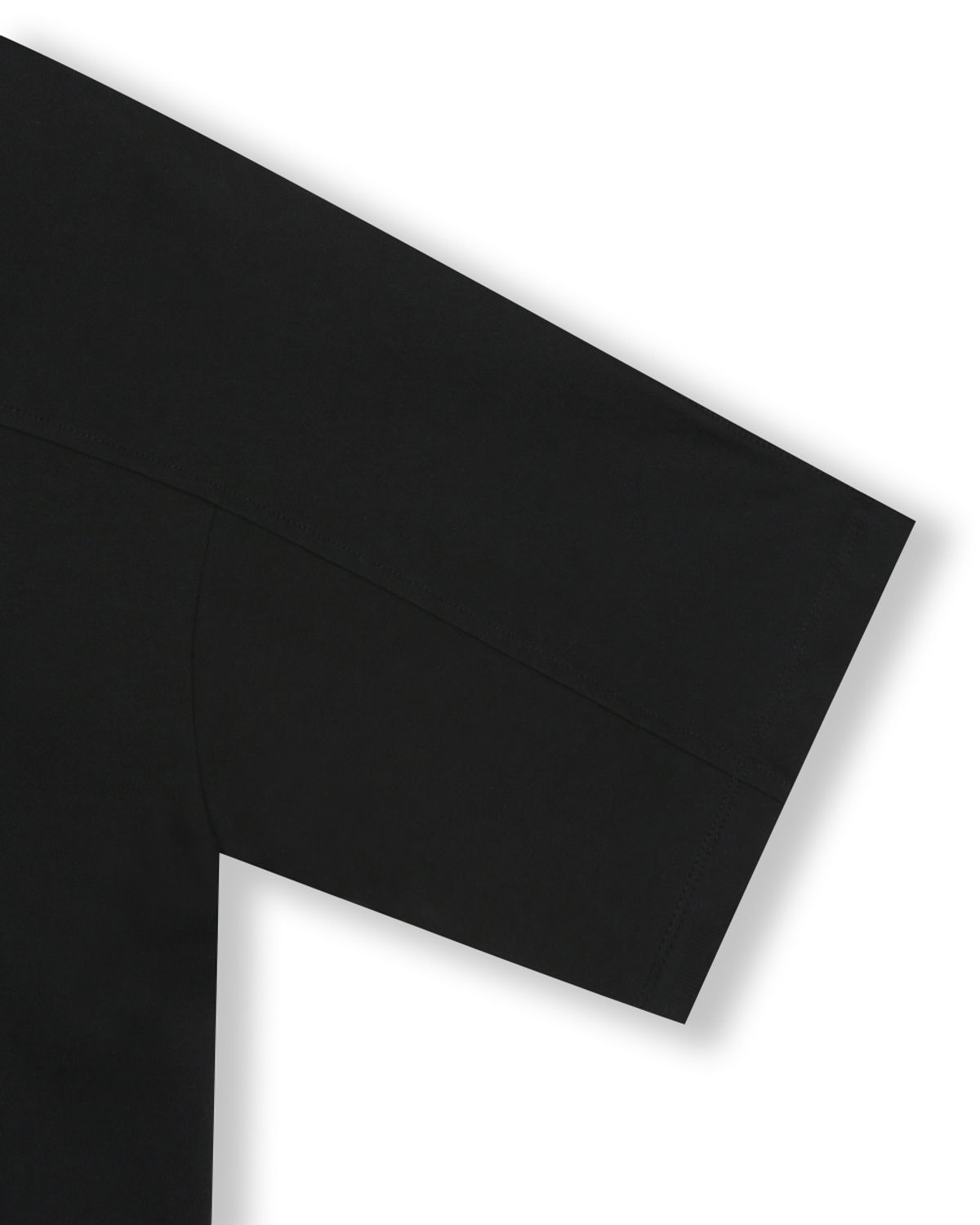 비슬로우(BESLOW) LOOSE FIT HENLEY NECK T-SHIRT BLACK
