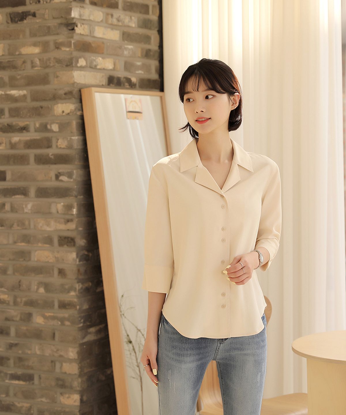 빼빼(BBAEBBAE) 투카라넥 7부 블라우스