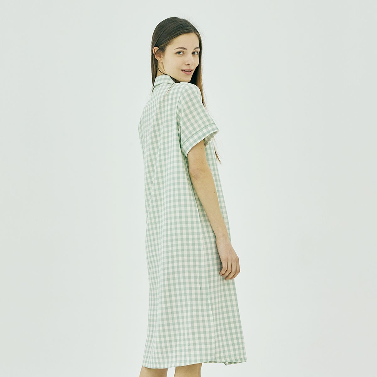 테라우드 홈웨어(TERAWOOD HOMEWEAR) 여성 윈디 체크 반팔 원피스 잠옷