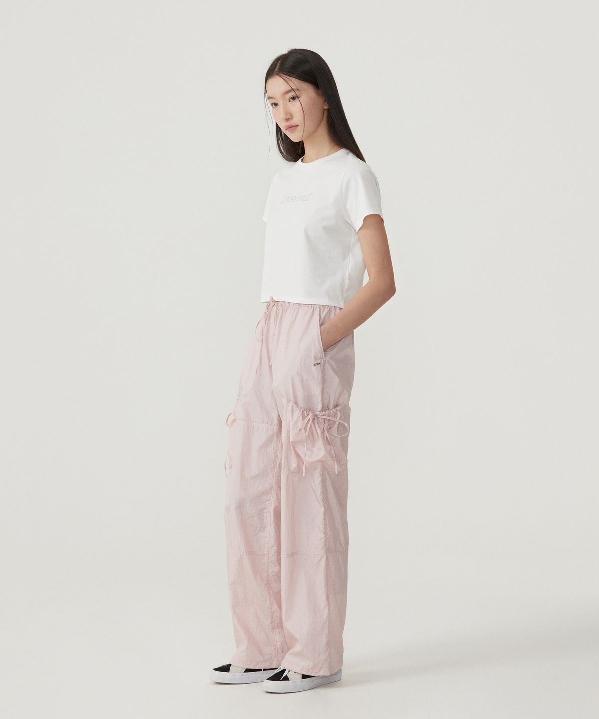 커버낫 우먼(COVERNAT WOMAN) 우먼 스트링 플루이드 카고 팬츠 Light Pink