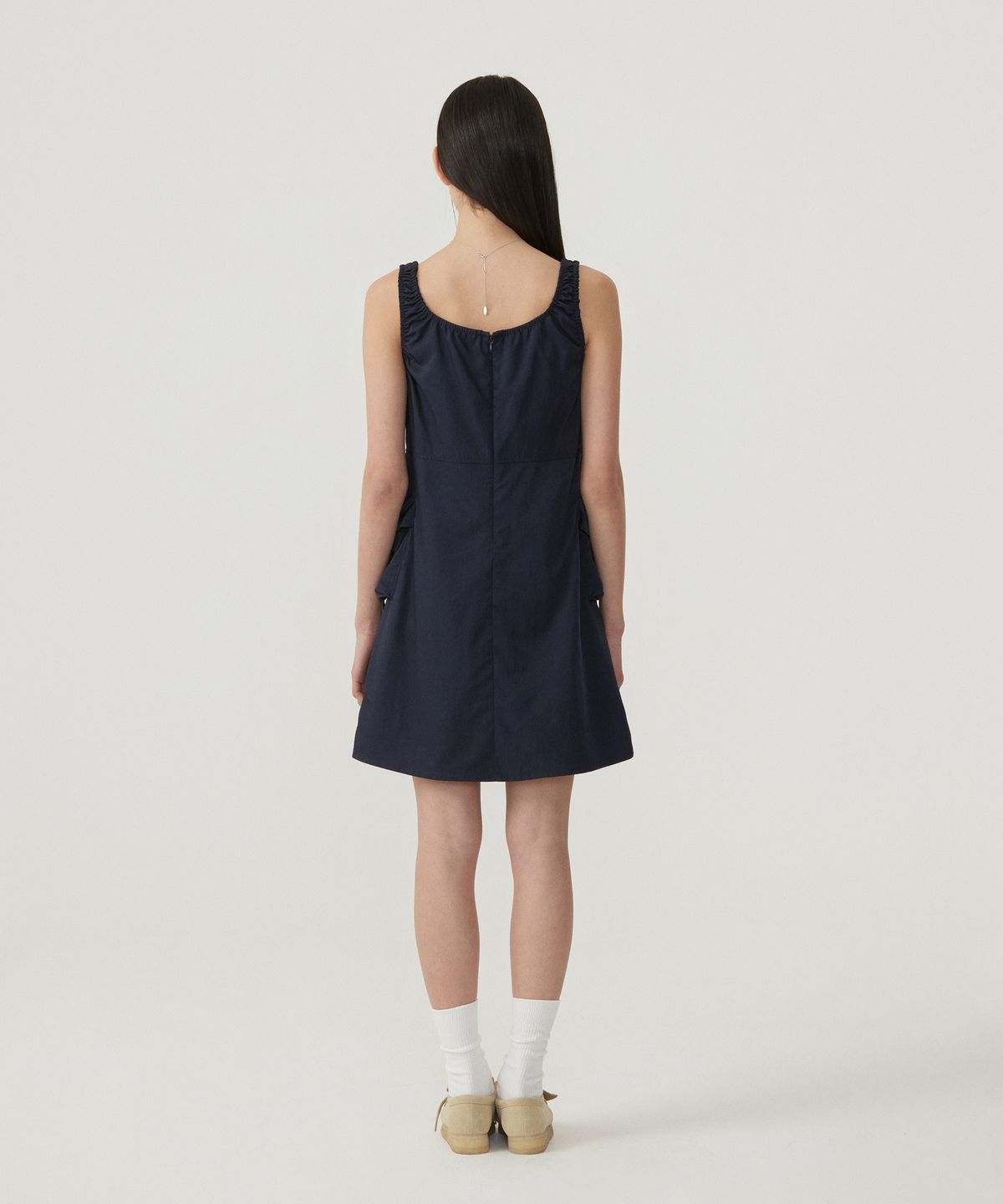 커버낫 우먼(COVERNAT WOMAN) 우먼 셔링 카고 슬리브리스 원피스 Navy