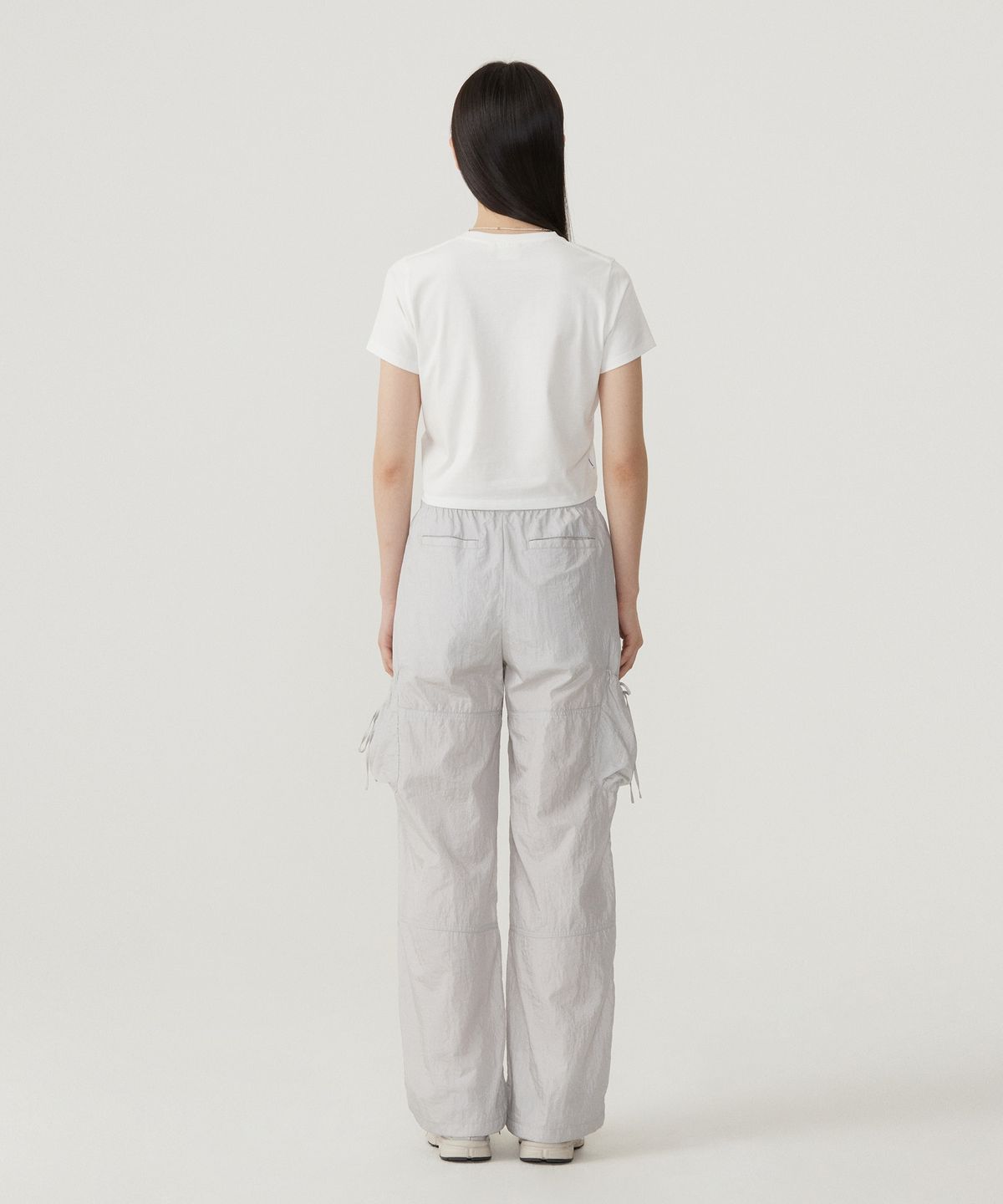 커버낫 우먼(COVERNAT WOMAN) 우먼 크롭 베이커리 티셔츠 White