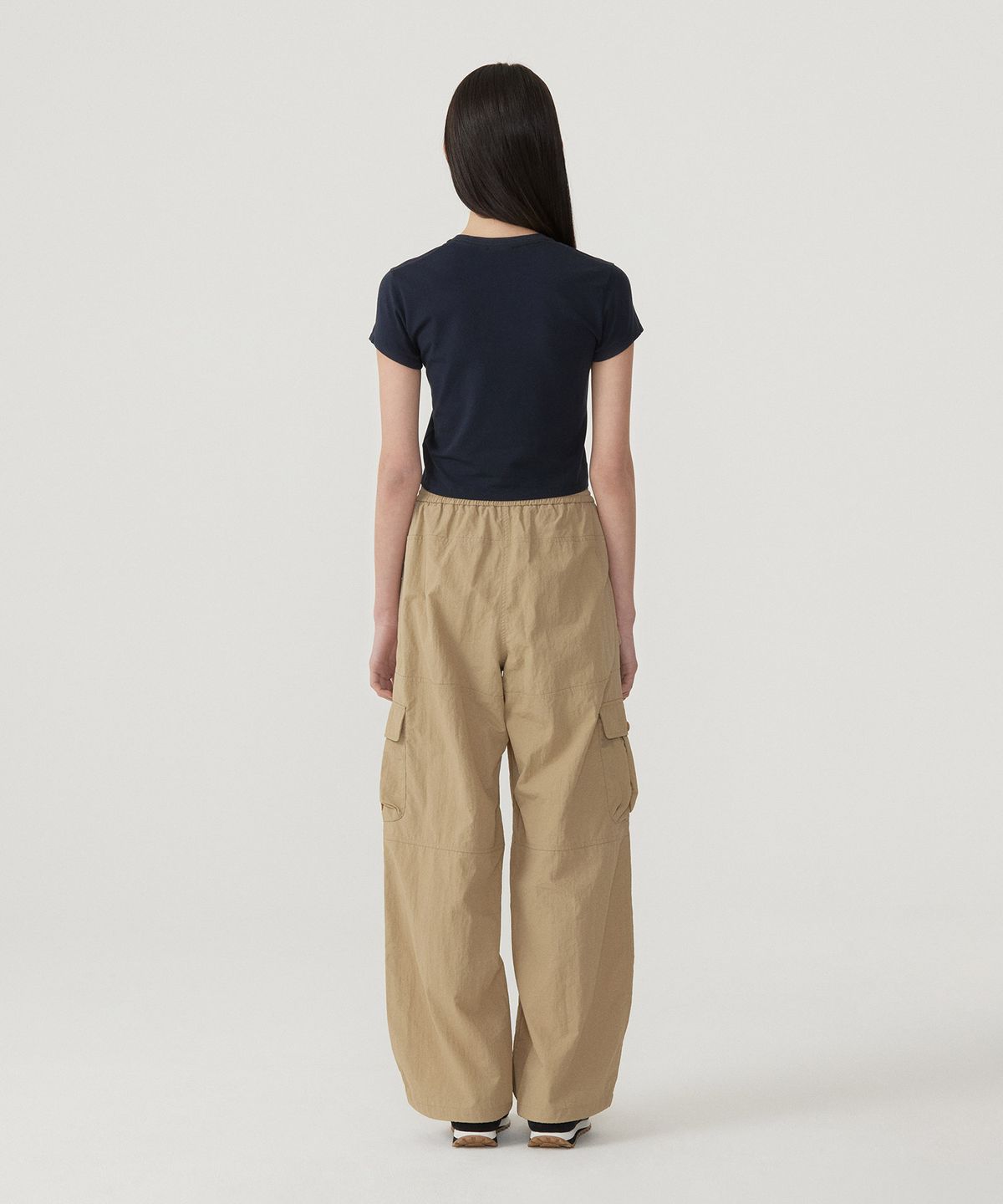 커버낫 우먼(COVERNAT WOMAN) 우먼 베이비핏 아치 클로버하트 티셔츠 Navy