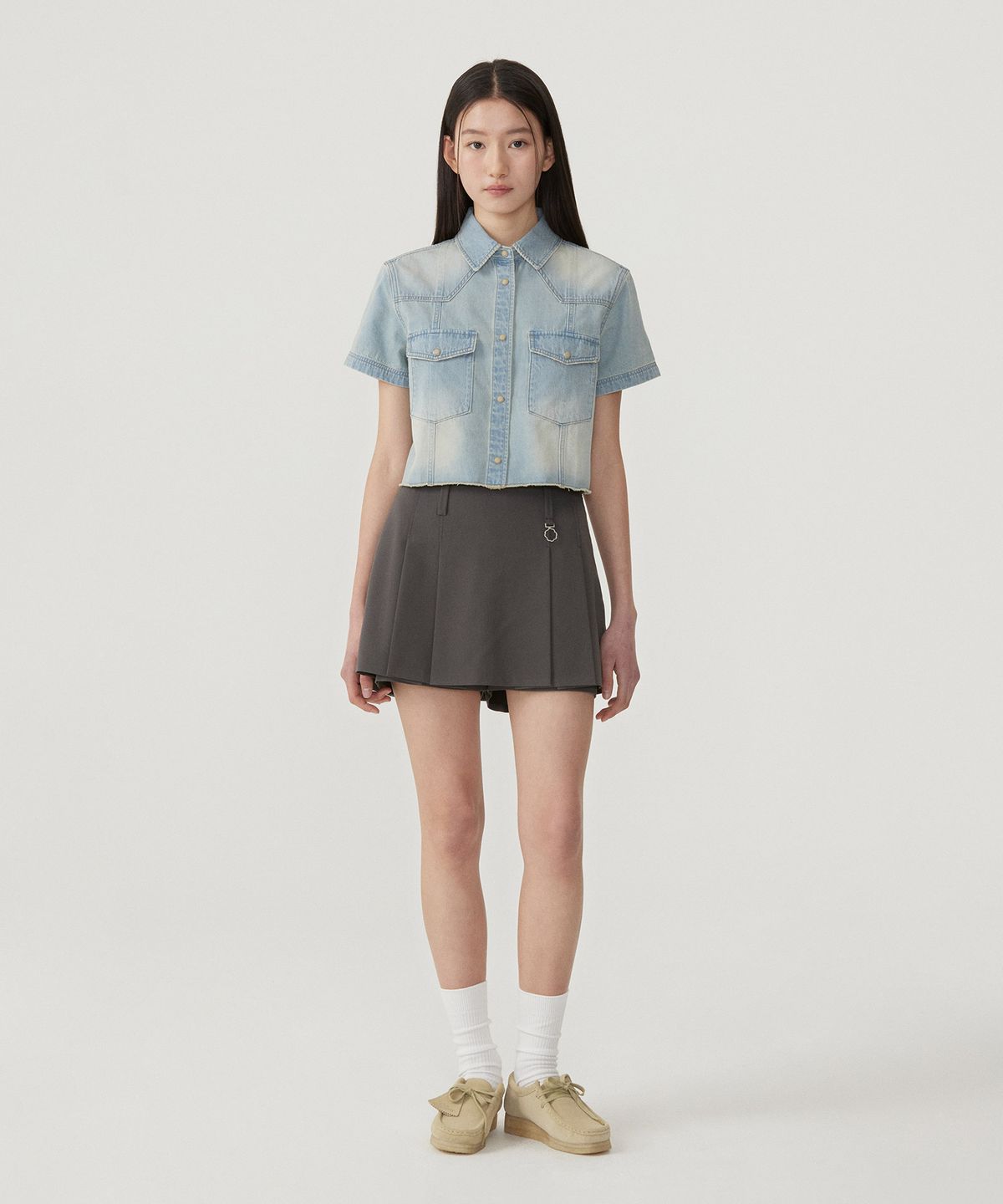 커버낫 우먼(COVERNAT WOMAN) 우먼 포켓 데님 하프 셔츠 Light Blue