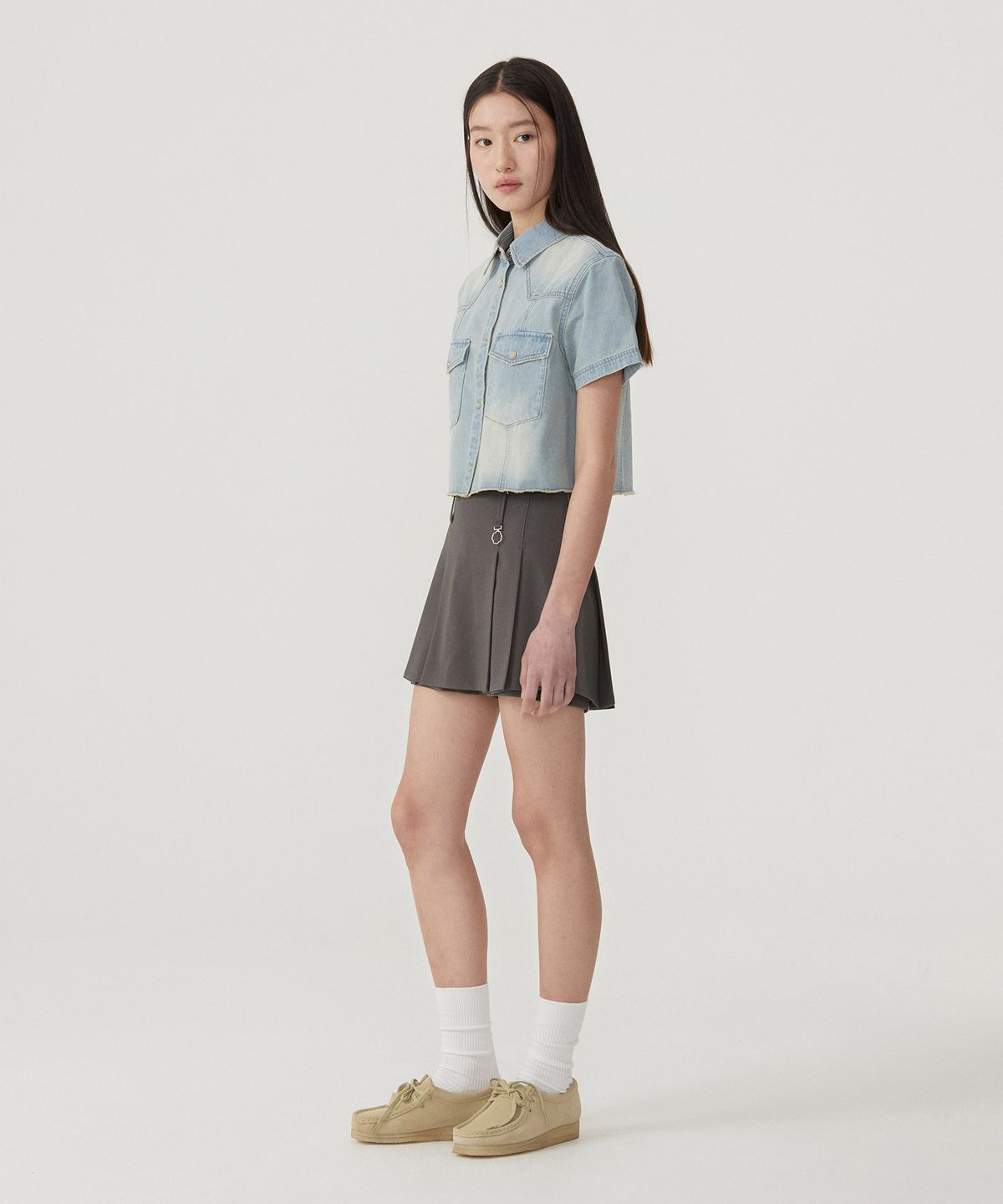 커버낫 우먼(COVERNAT WOMAN) 우먼 포켓 데님 하프 셔츠 Light Blue