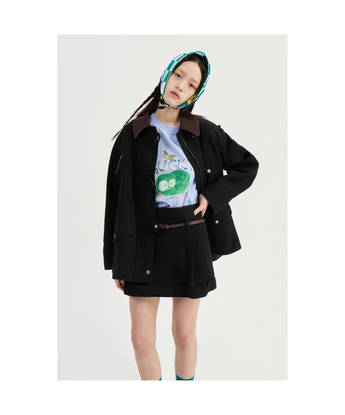 럭키슈에뜨(LUCKY CHOUETTE) Collar Coloring Walk Jumper (dark black) LFUAS25200BKD