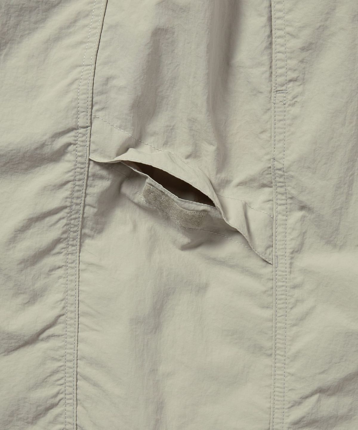 디스이즈네버댓(THISISNEVERTHAT) Hiking Short Khaki