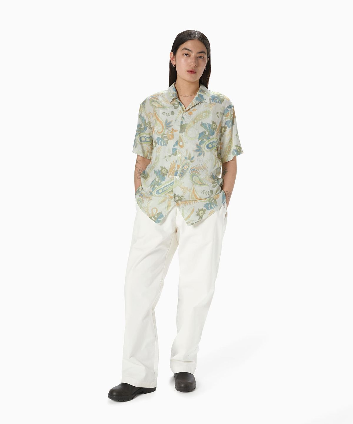 디스이즈네버댓(THISISNEVERTHAT) Weird Paisley S/S Shirt Ivory