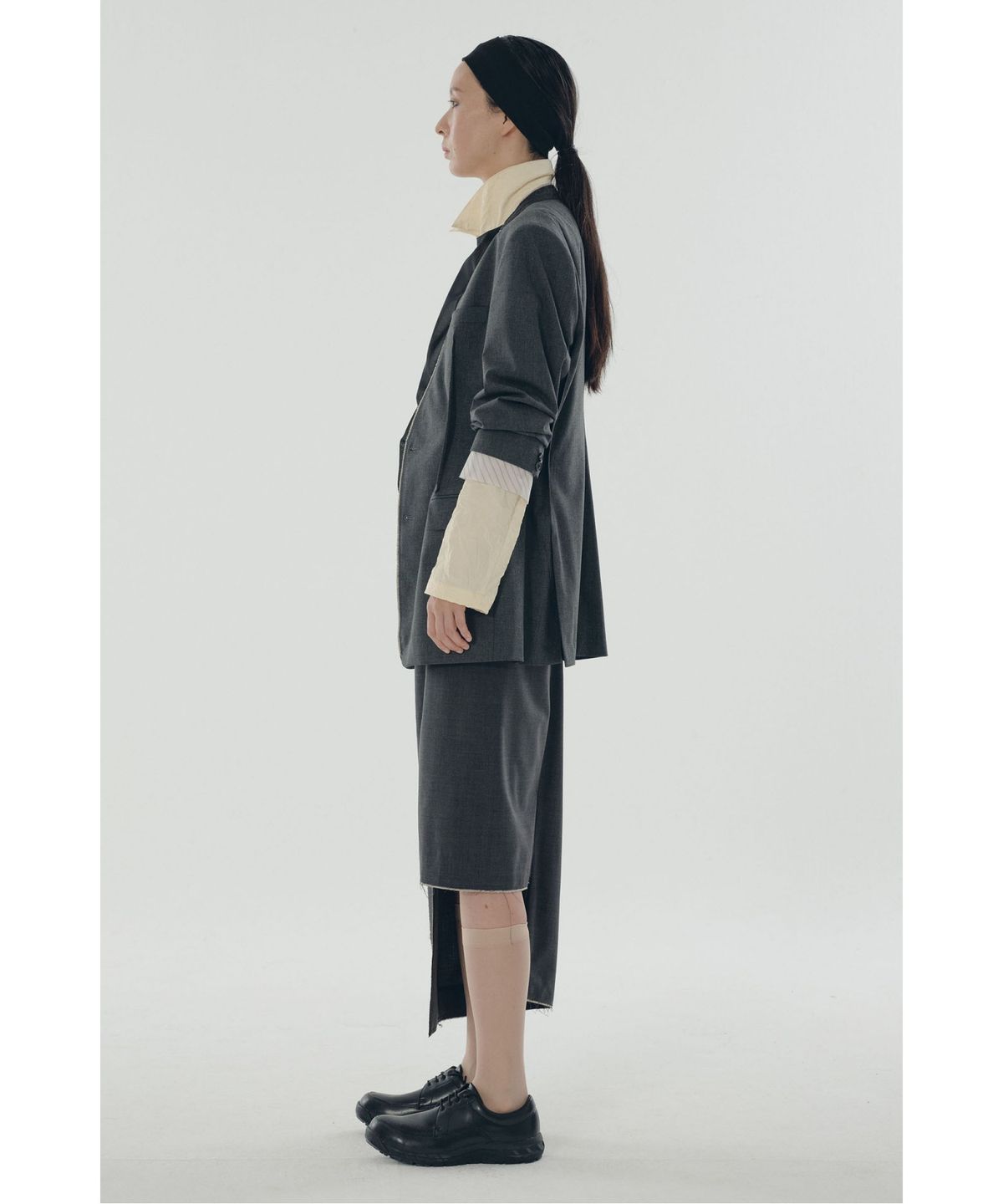 래코드(RECODE) Folded Raw Edged Skirt_RQKAS25537GYD