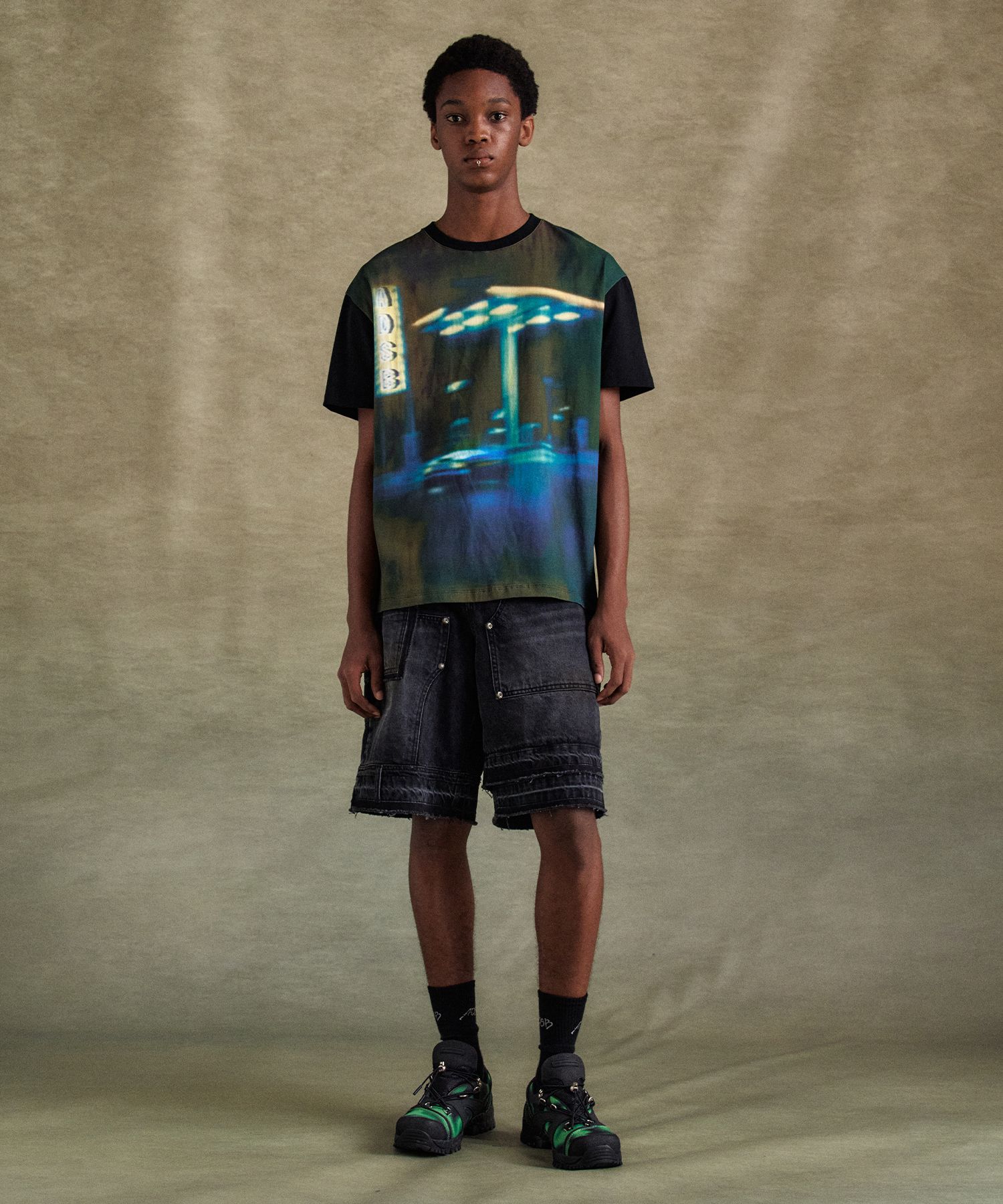 ★ANDERSSON BELL★ gas station logo t-shirt atb1289m(BLACK) MUSINSA | ANDERSSON BELL Gas Station Logo T-Shirt atb1289m