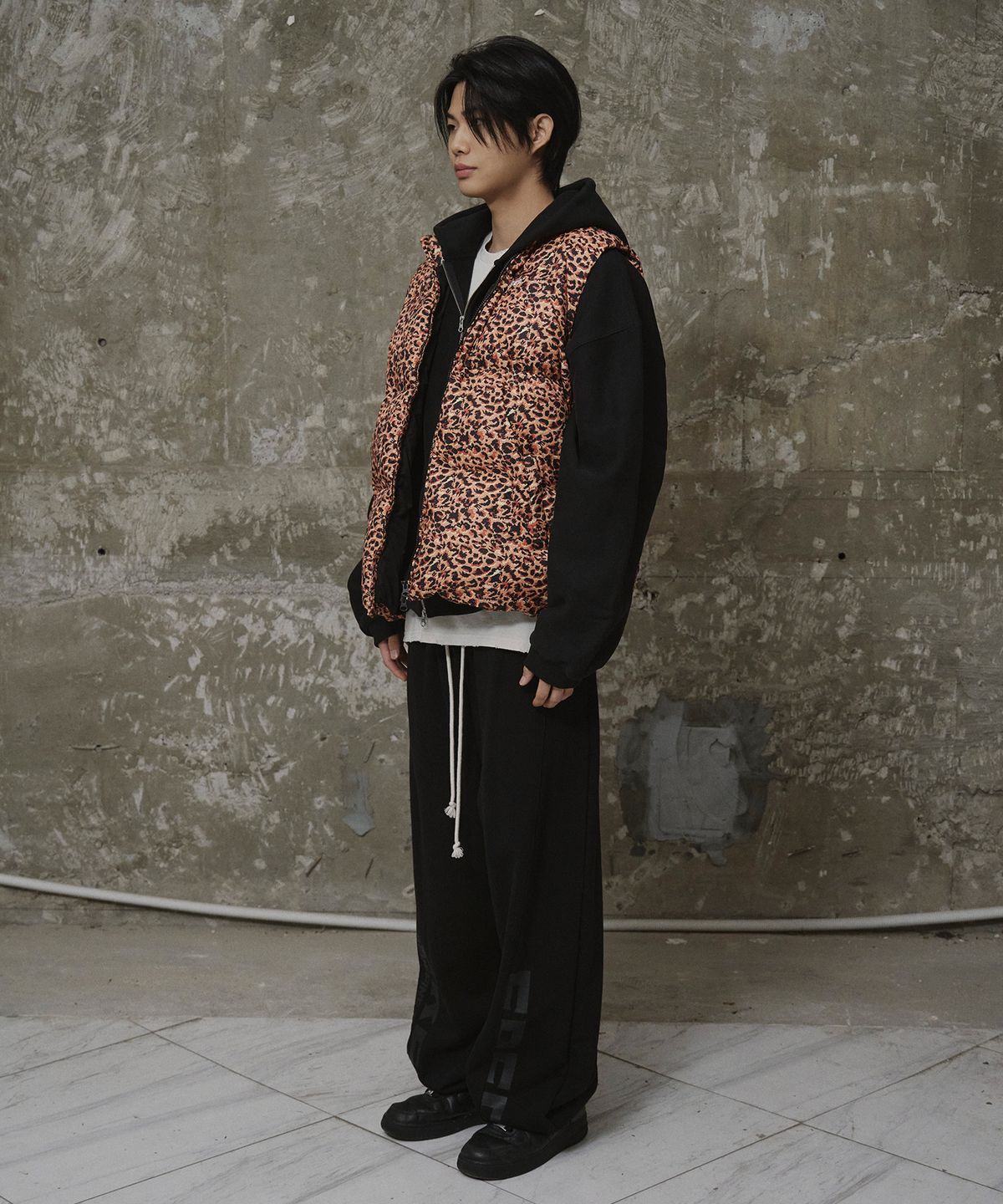 에르에르(ERER) [UN] Leopard Print Down Vest Orange