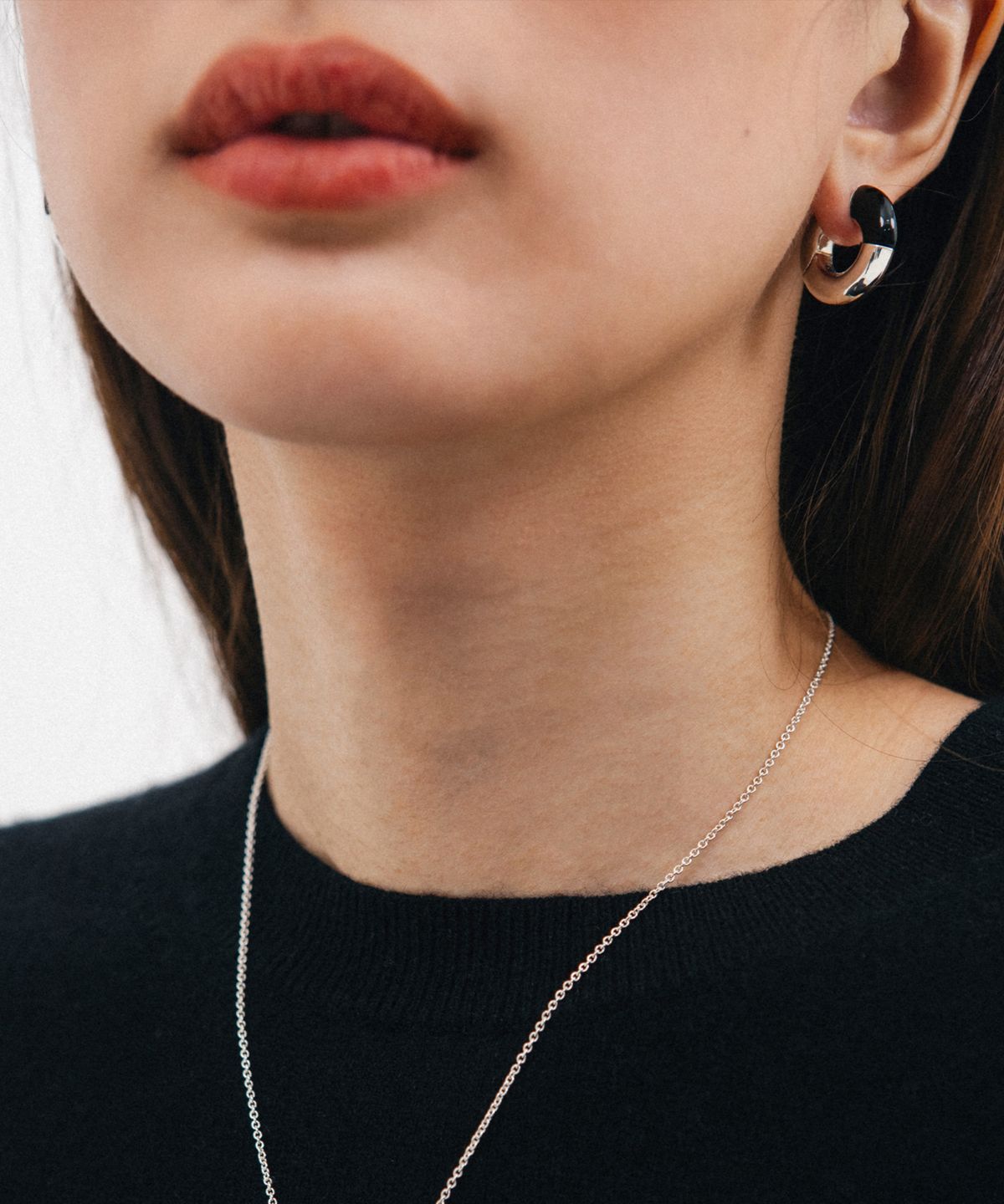 태싯(TACIT) Onyx pebble earring