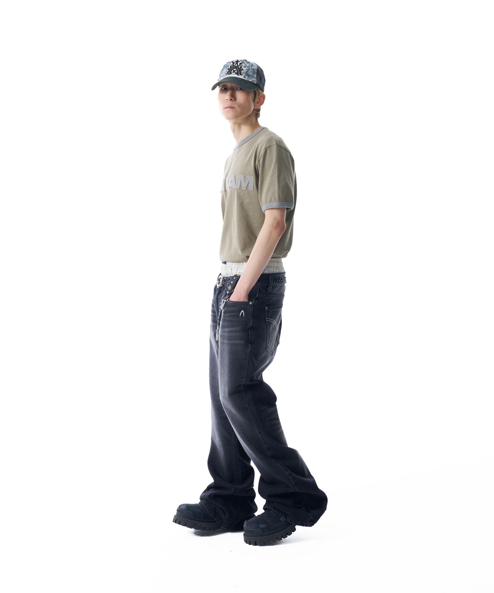 MUSINSA | AAKAM Washed Flare Denim Pants (Black)