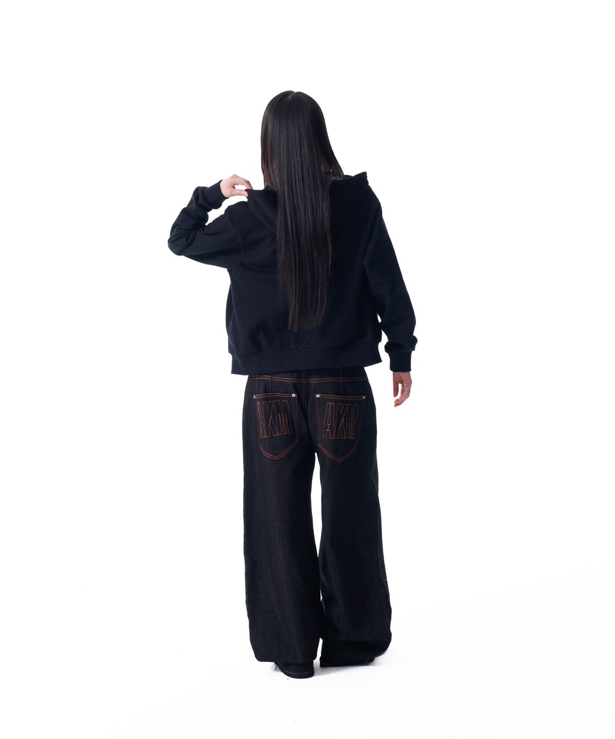 아캄(AAKAM) Stitched Denim Pants (Black)
