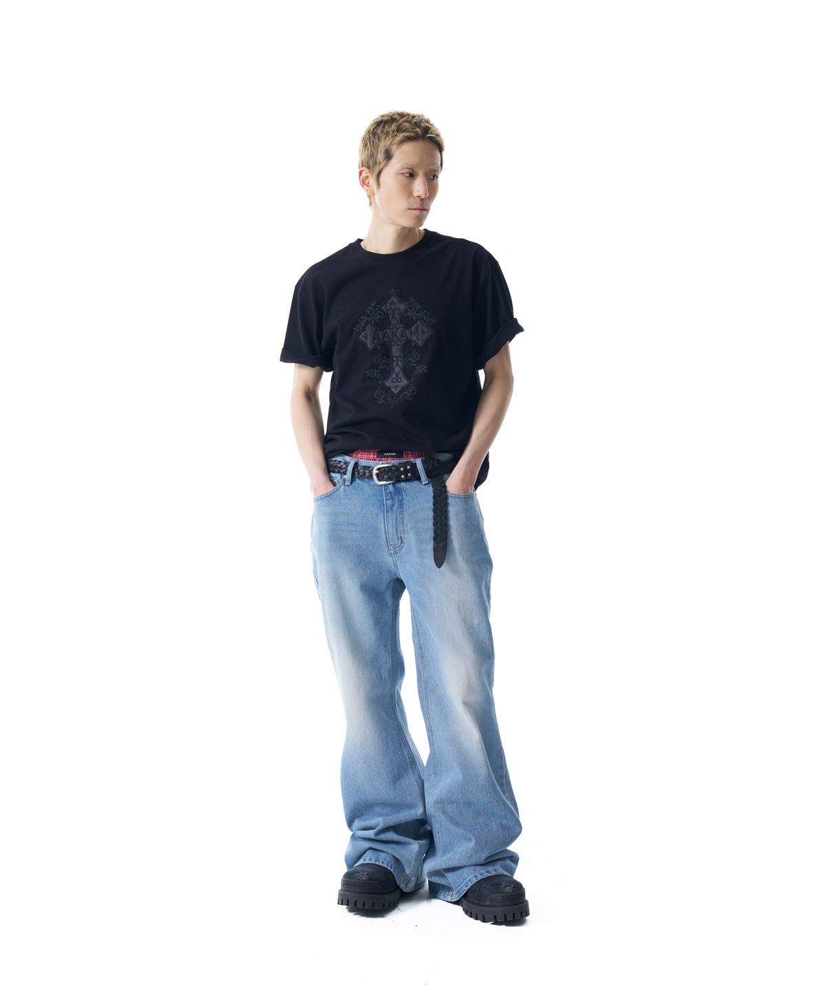 아캄(AAKAM) AKM CROS2 Half Top (Black)