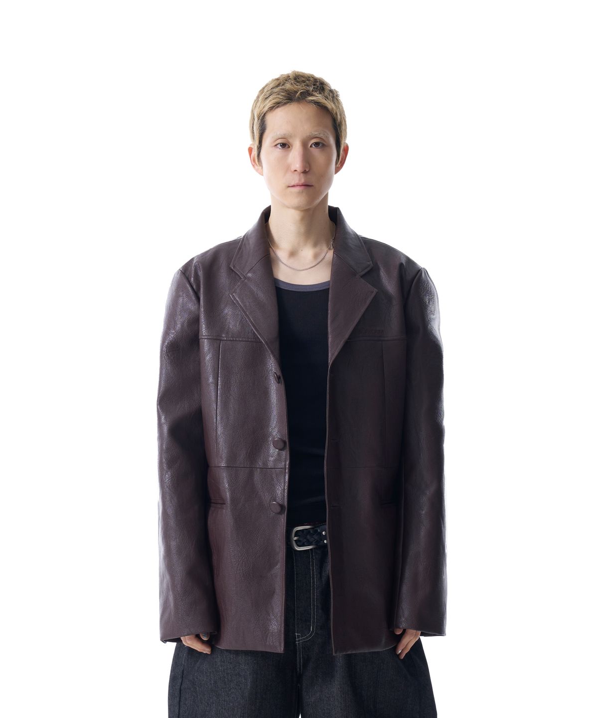 아캄(AAKAM) 3-Button Leather Blazer (Brown)