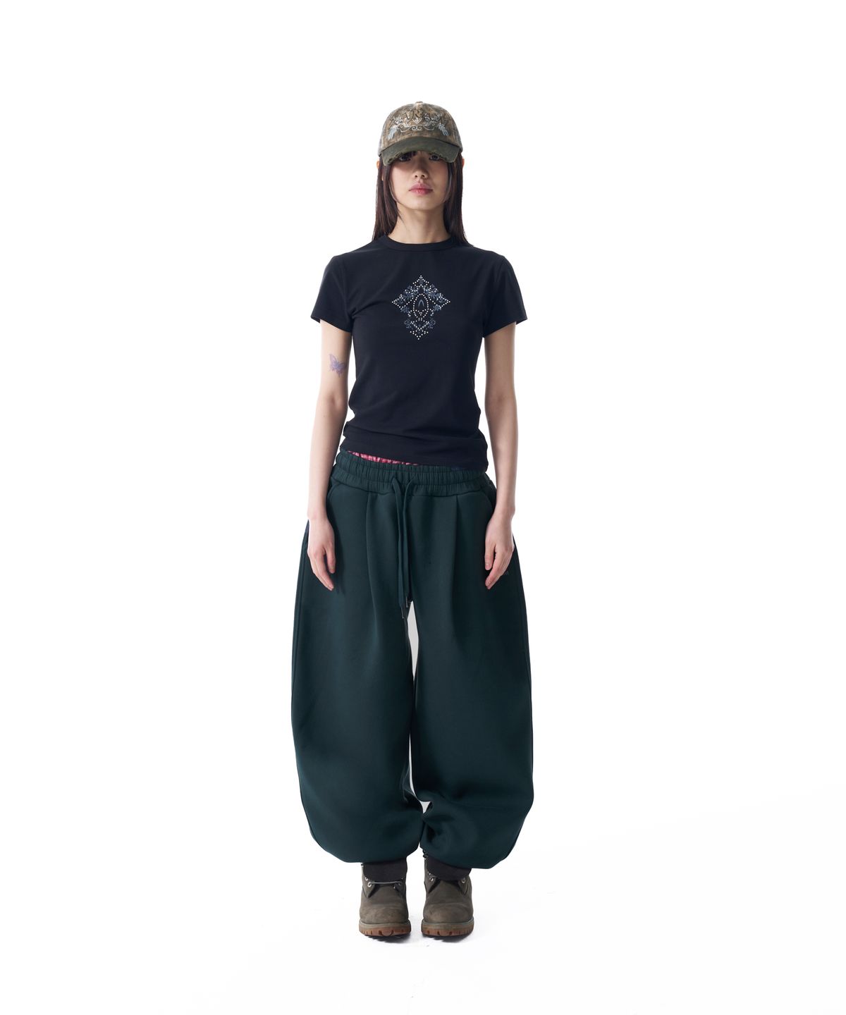 아캄(AAKAM) Laced CROS2 Patch Sweatpants (Dark Green)