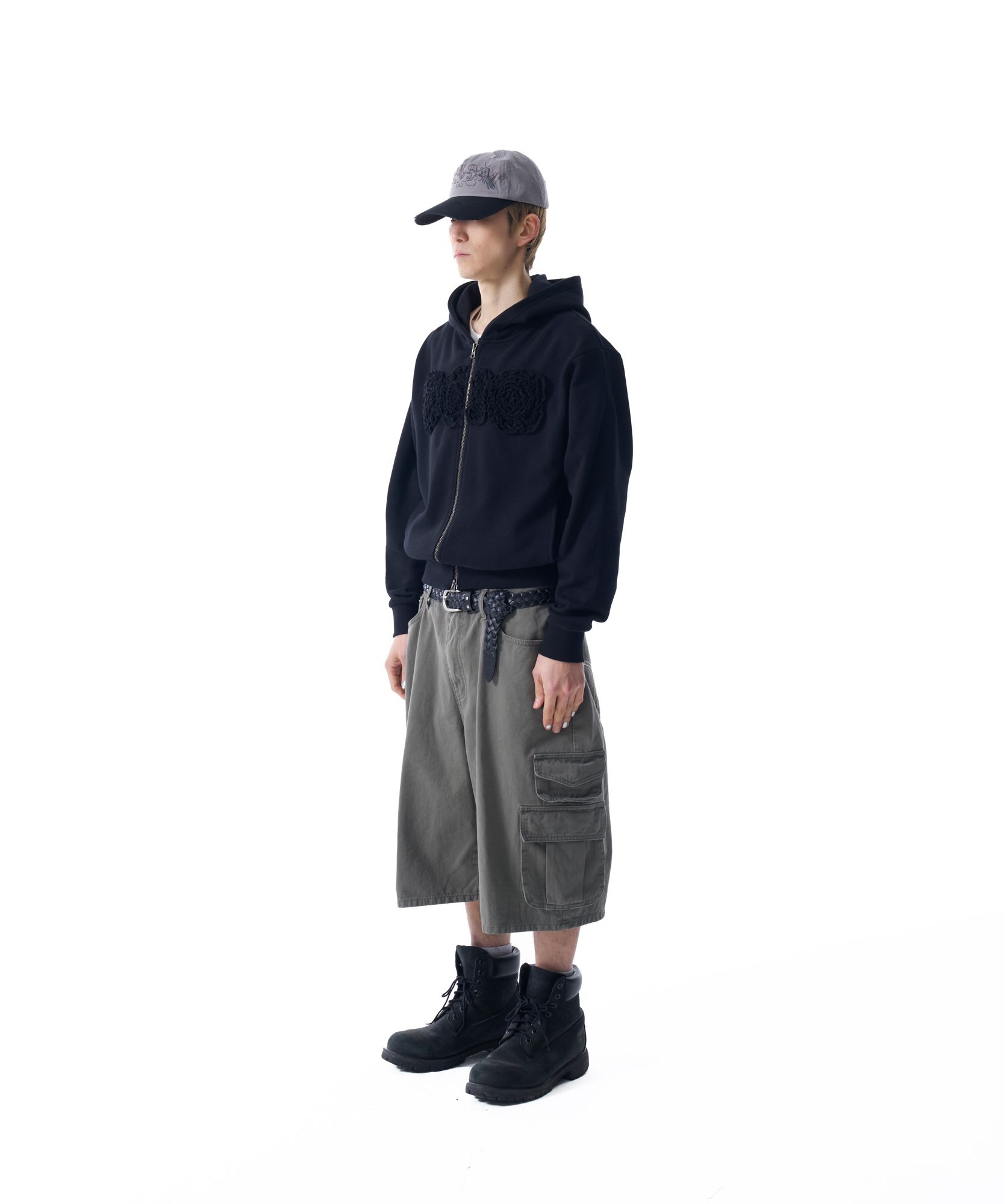 MUSINSA | AAKAM Cotton Bermuda Cargo Pants (Khaki)