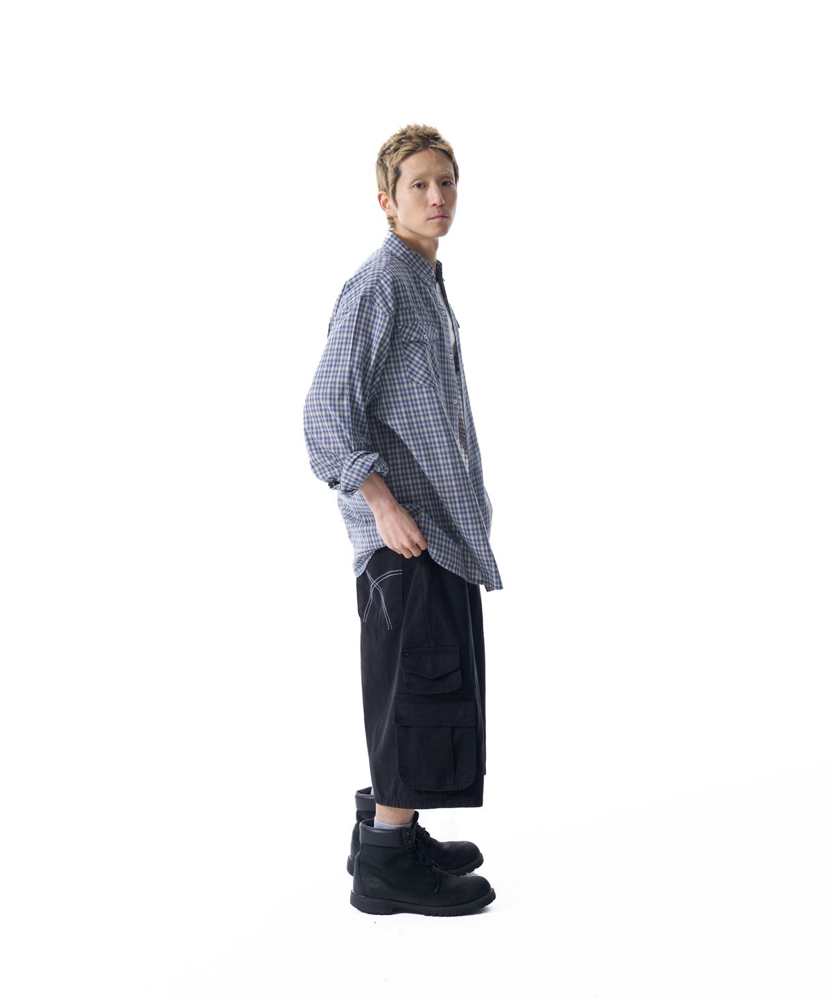 아캄(AAKAM) Cotton Bermuda Cargo Pants (Black)