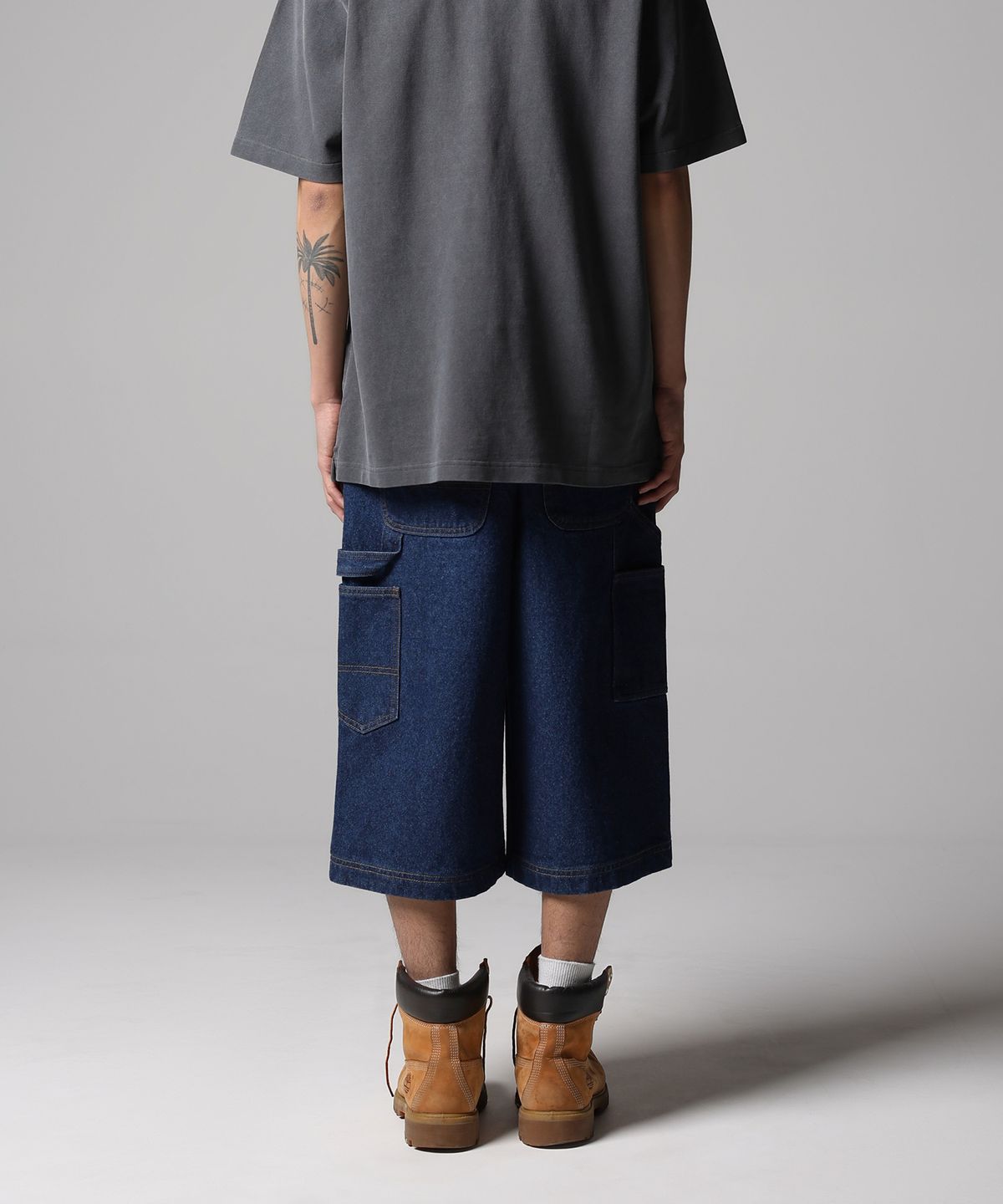 디키즈(DICKIES) 더블니 카펜터 데님 쇼츠 Dark Blue