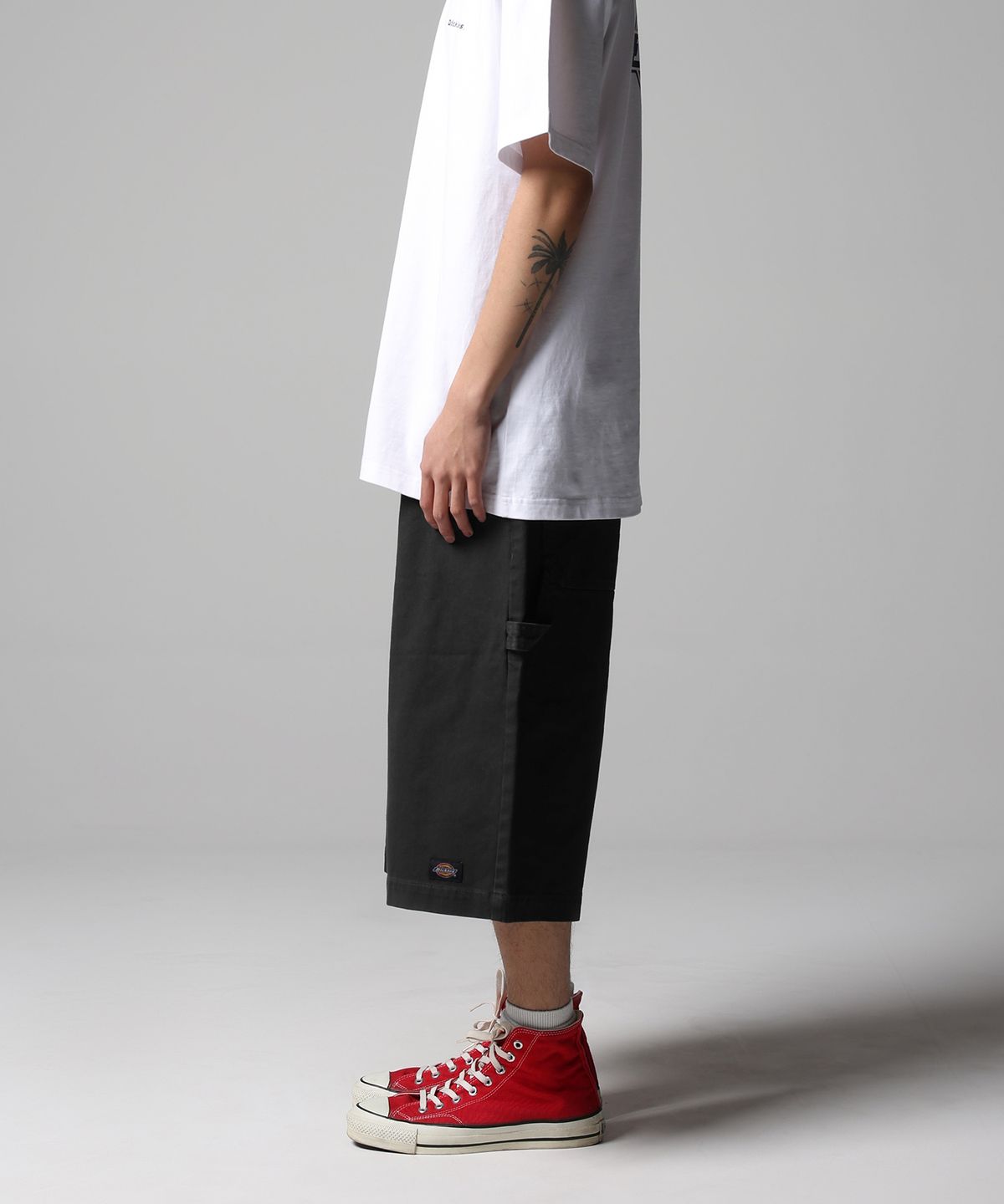 디키즈(DICKIES) 가먼트 다이드 오버랭스 트윌 쇼츠 Black