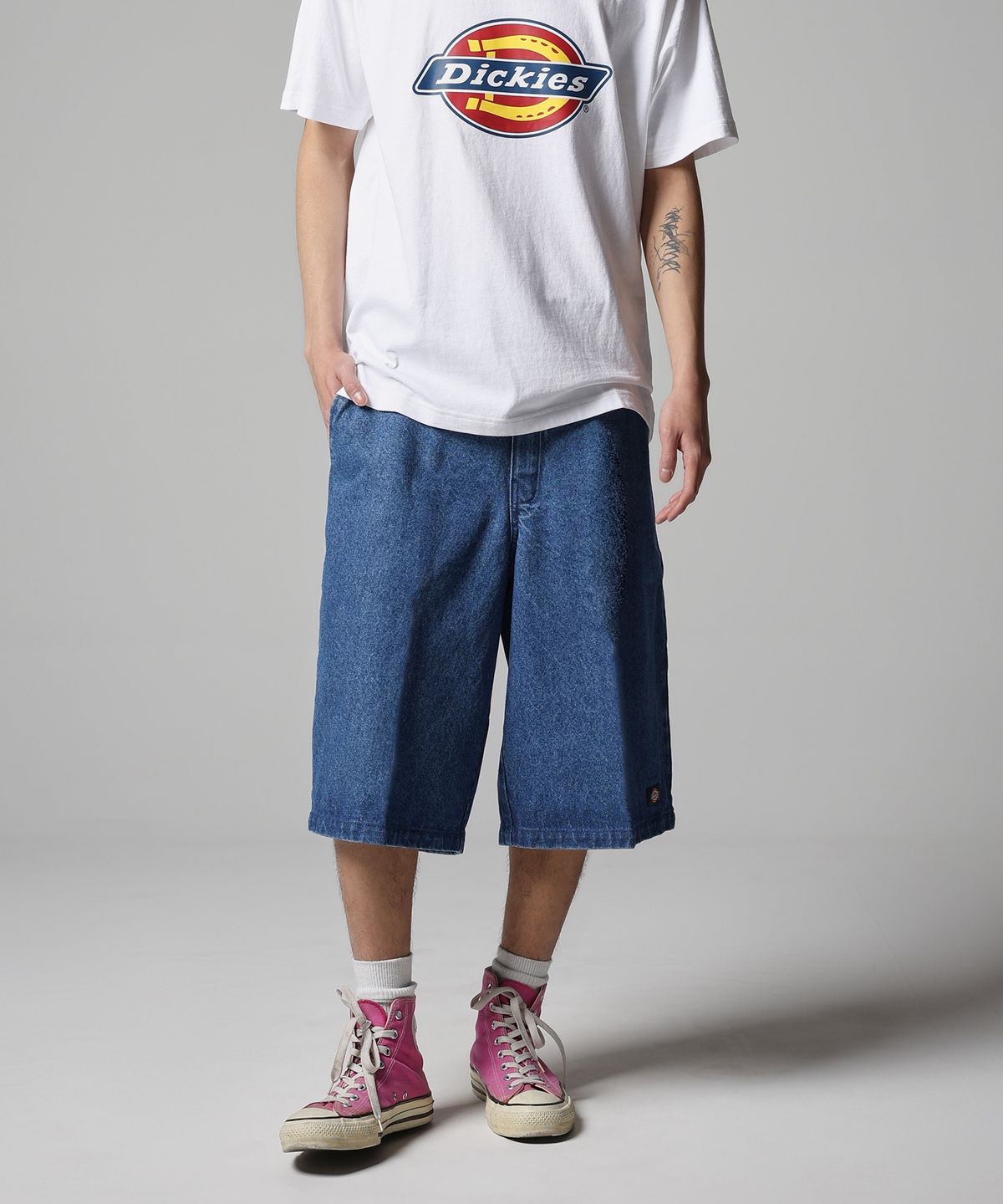 디키즈(DICKIES) 42283 루즈핏 데님 워크쇼츠 Medium Blue