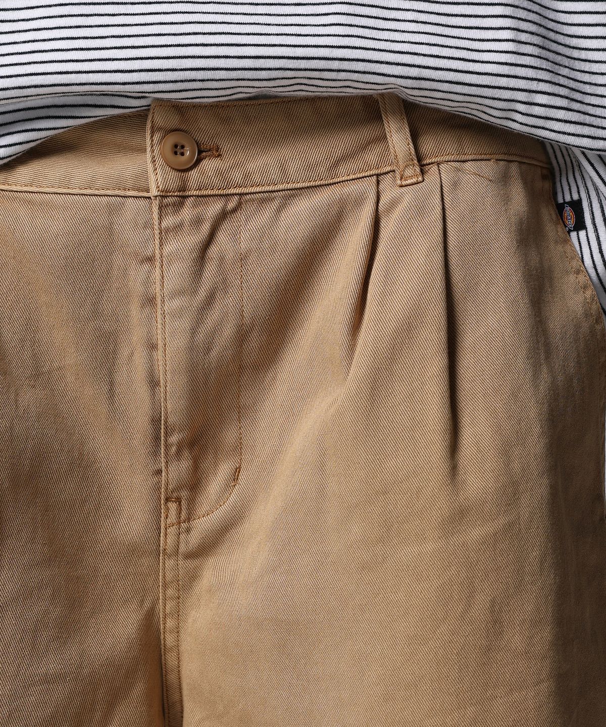 디키즈(DICKIES) 가먼트 다이드 원턱 트윌 쇼츠 Khaki