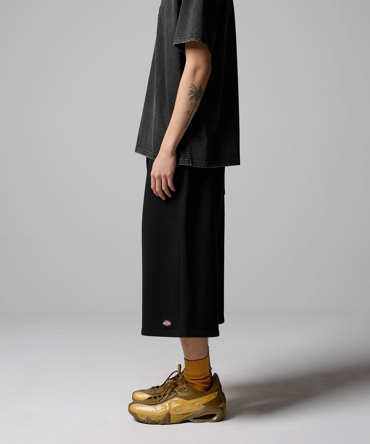 디키즈(DICKIES) 베이직 스웨트 쇼츠 Black
