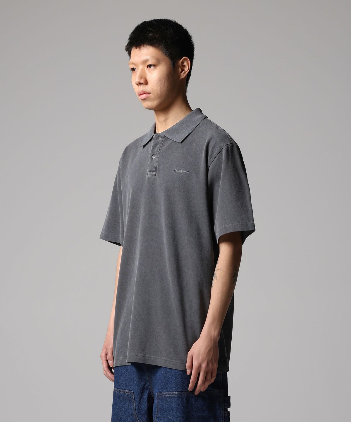 디키즈(DICKIES) 가먼트 다이드 피케 셔츠 Charcoal