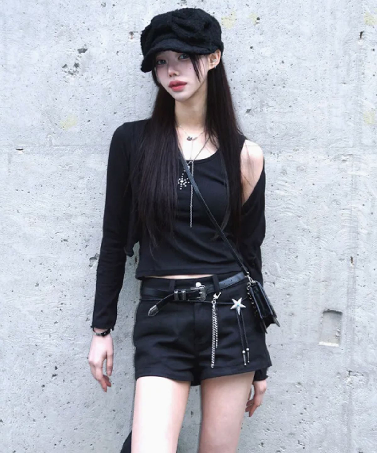 칙스(CHICKS) 멀티스터드 숏팬츠 블랙