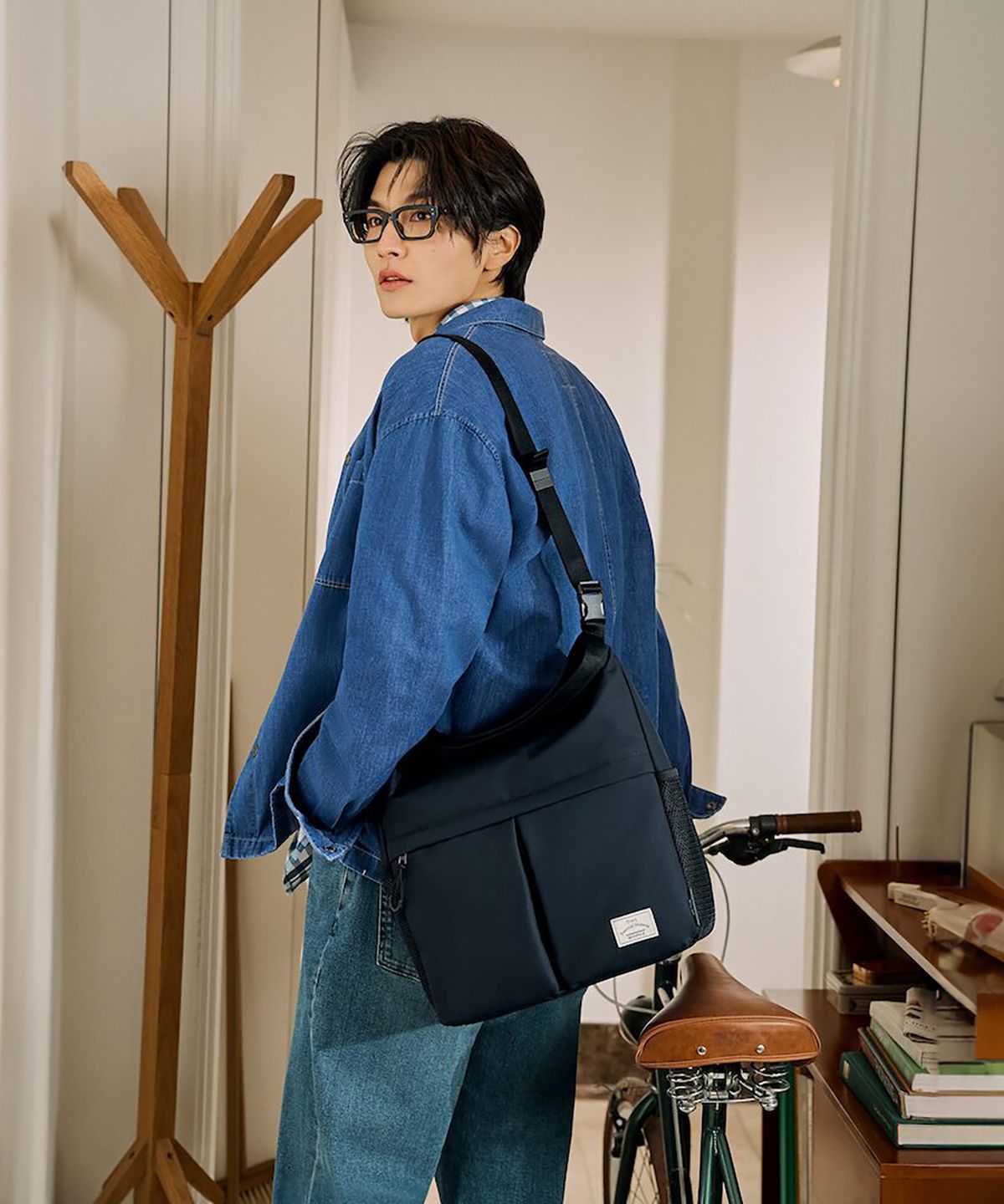 빈폴 액세서리(BEANPOLE ACCESSORY) 어웨이 숄더백 - 네이비
