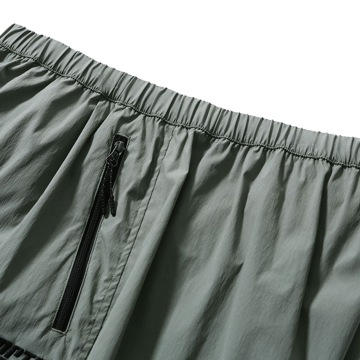 엠피티유(MPTU) [SS25] TRACK SHORTS / FOLIAGE GREEN