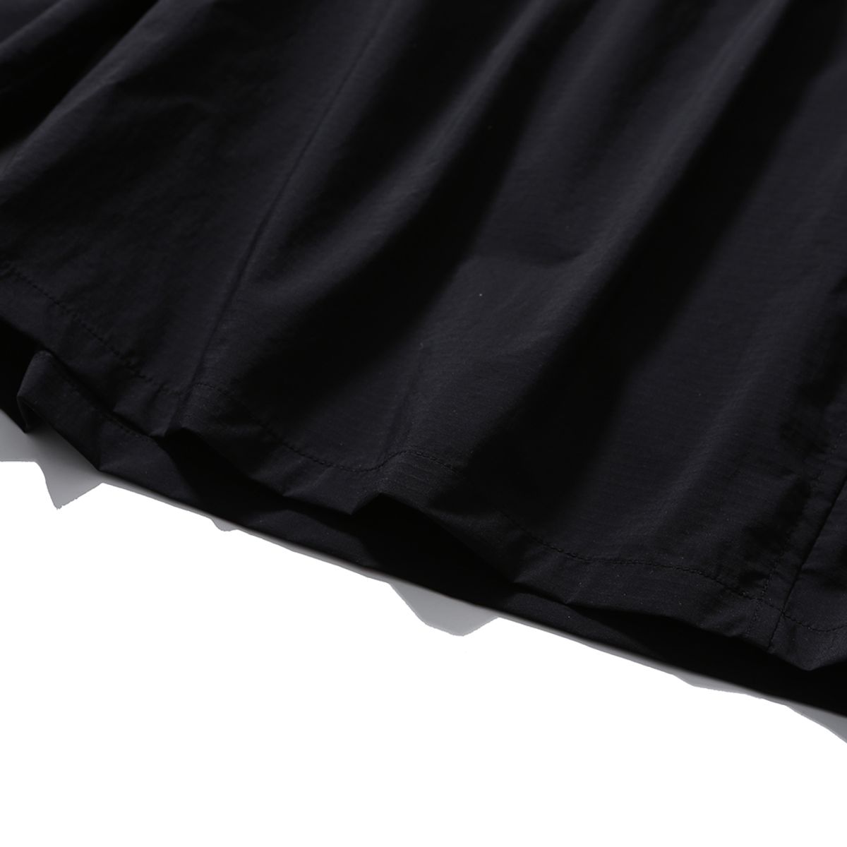 엠피티유(MPTU) [SS25] TRACK SHORTS / BLACK