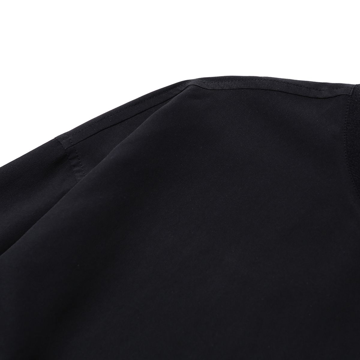 엠피티유(MPTU) [SS25] TRAINING WARM-UP TOP / BLACK