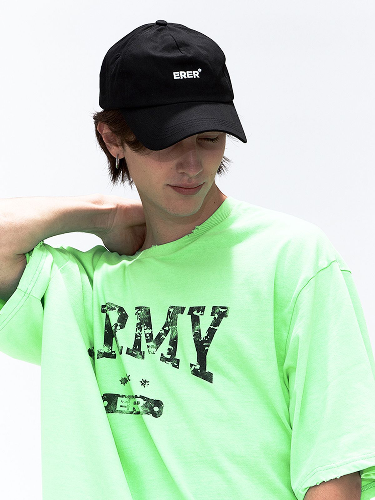 에르에르(ERER) [UN] ARMY Graffiti T-Shirt Neon Lime