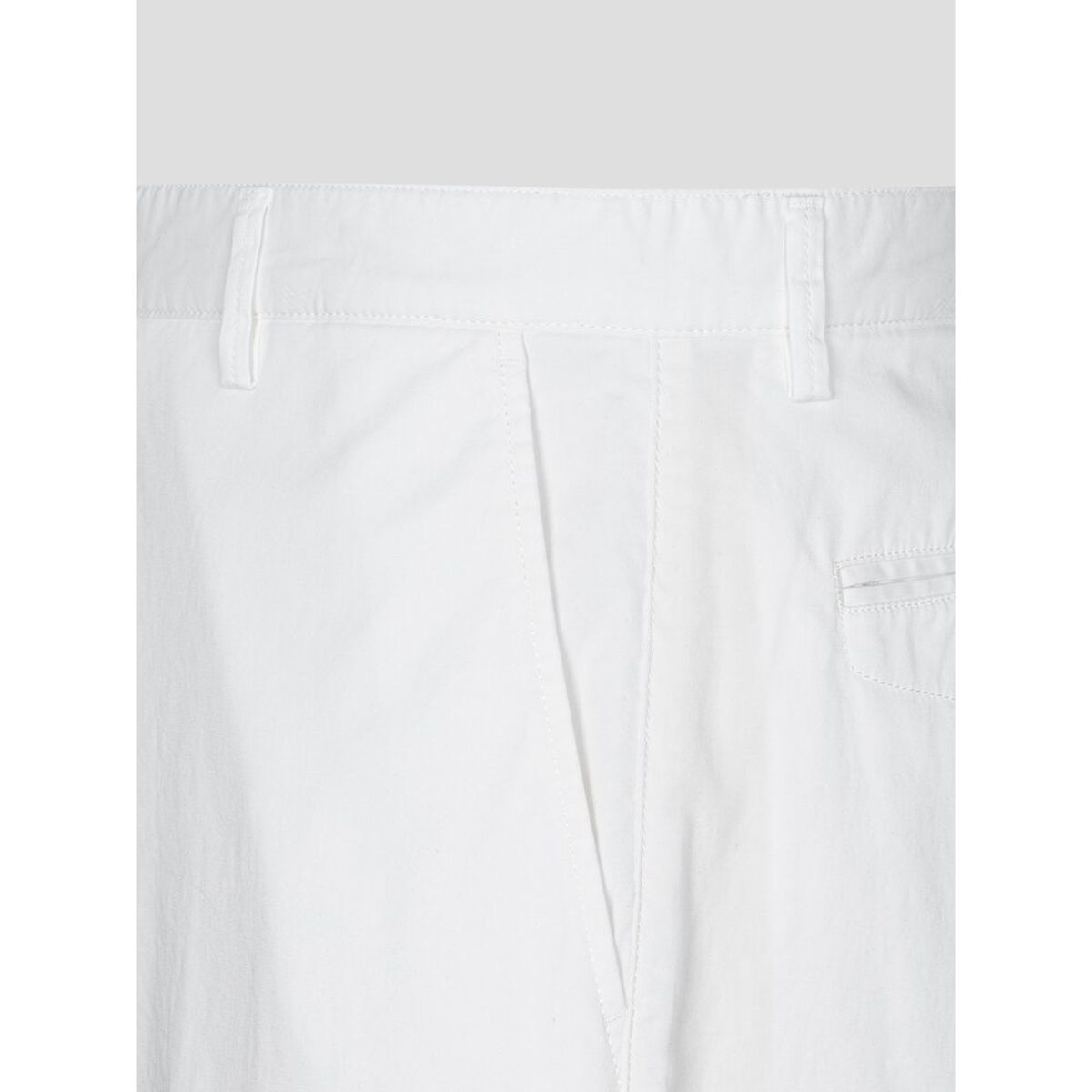 빈폴 멘(BEANPOLE MEN) 치노 하프 팬츠  화이트