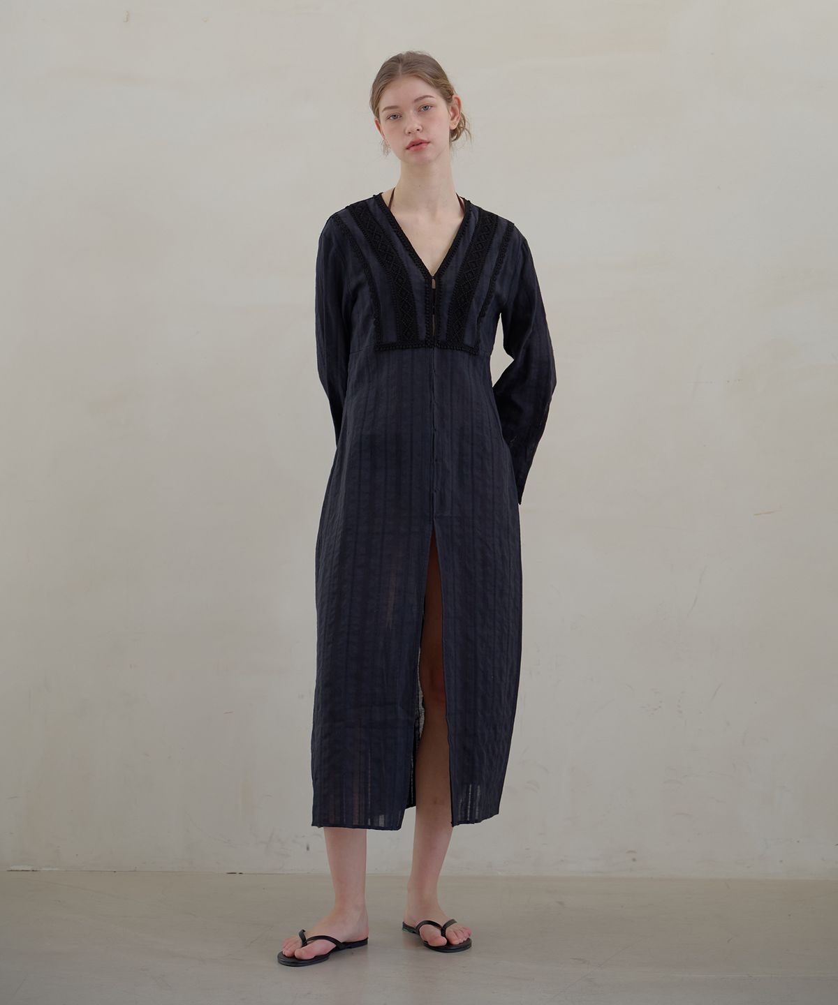 아템포(ATEMPO) KAFTAN ROBE ONEPIECE_black