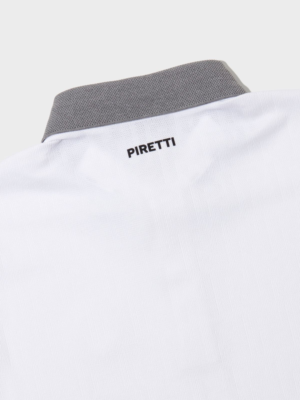 피레티(PIRETTI) 마테라 P그램 자카드 폴로 티셔츠 M_White