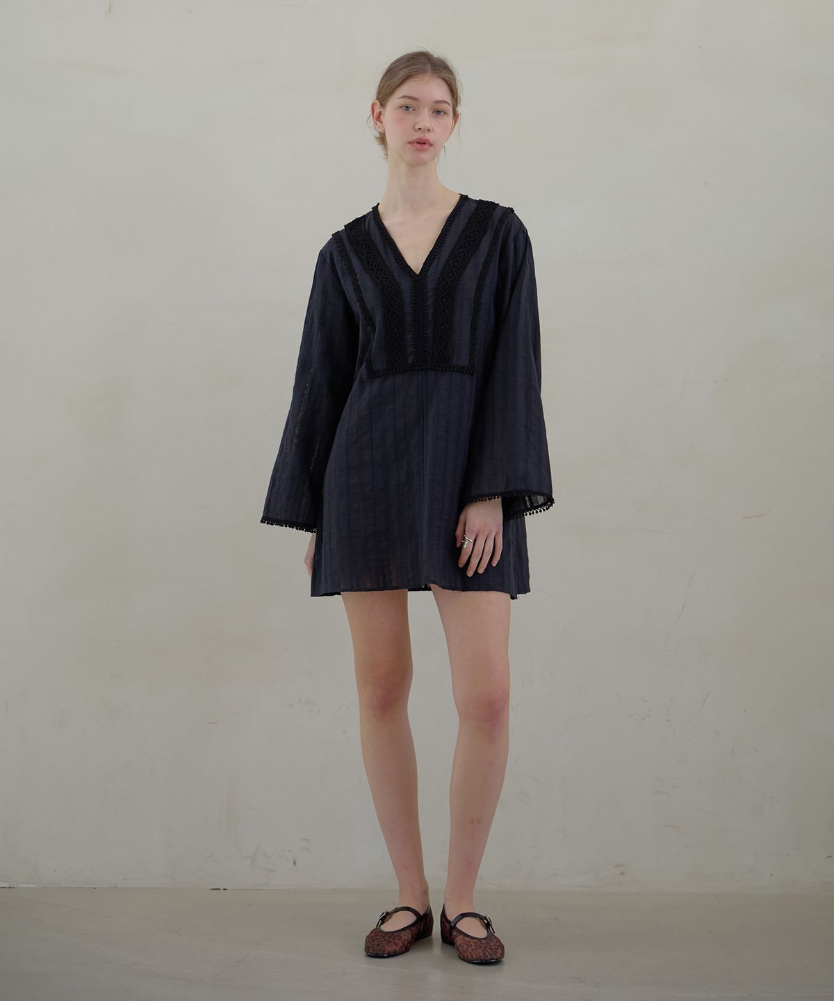 아템포(ATEMPO) KAFTAN MINI ONEPIECE_black