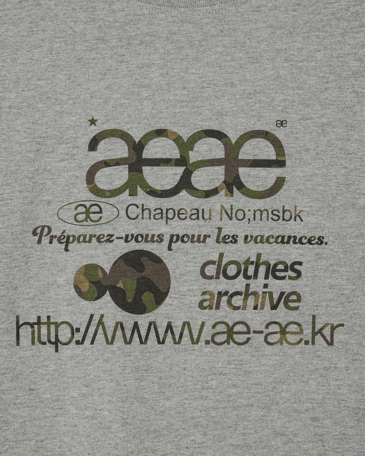 에이이에이이(AEAE) WEB LOGO CROP T-SHIRTS [MELANGE GREY/CAMO]