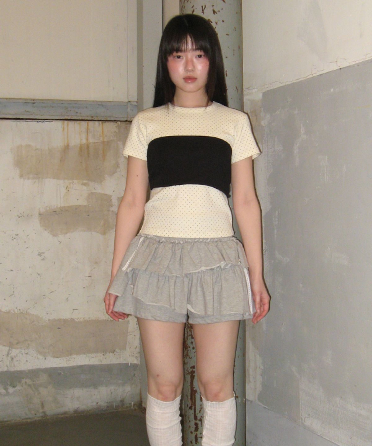 론론(RONRON) KNOT BUSTIER 2 WAY SHORT SLEEVE T SHIRT CREAM DOT