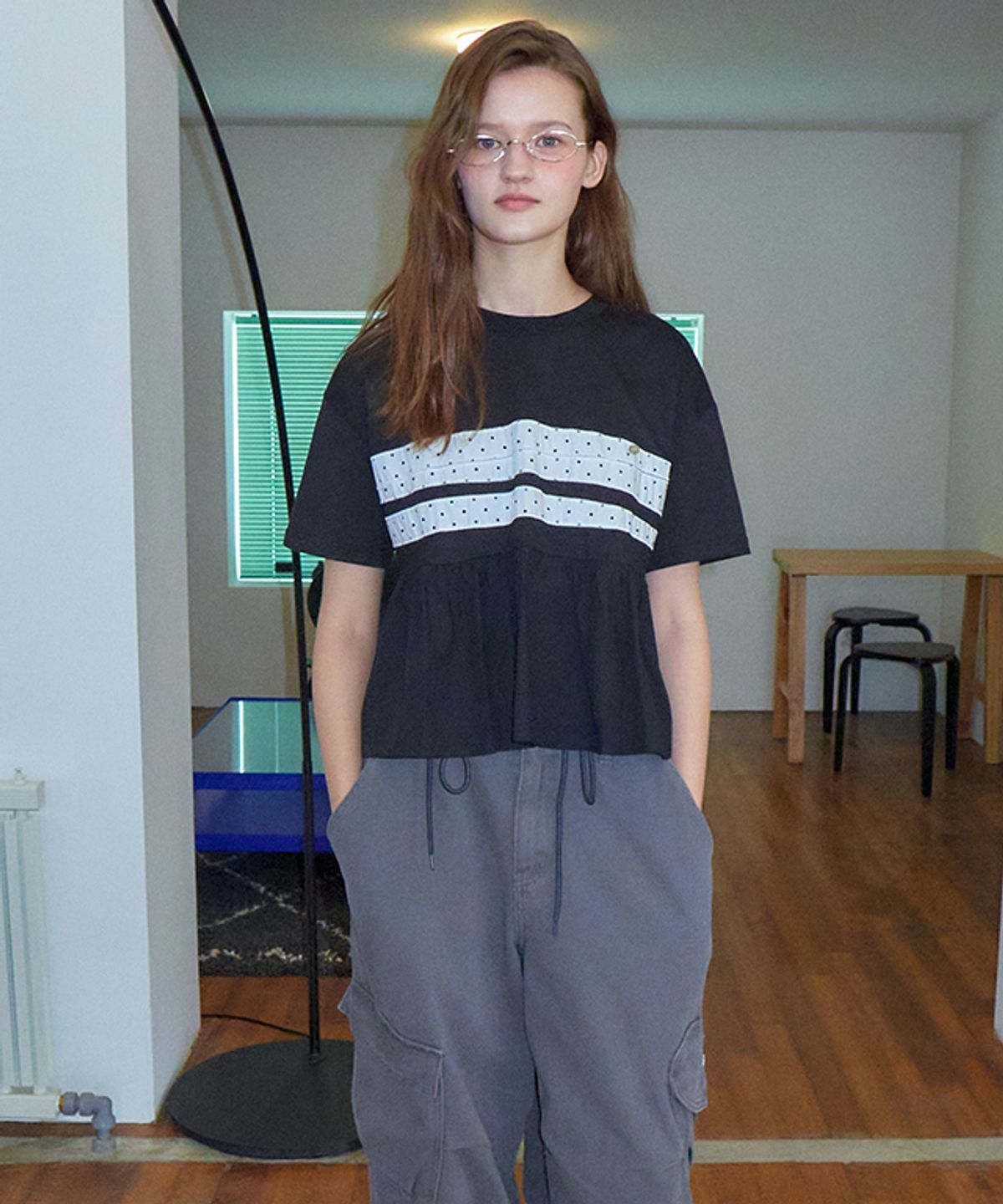 론론(RONRON) PATCHWORK RUFFLE SHORT SLEEVE T SHIRT BLACK