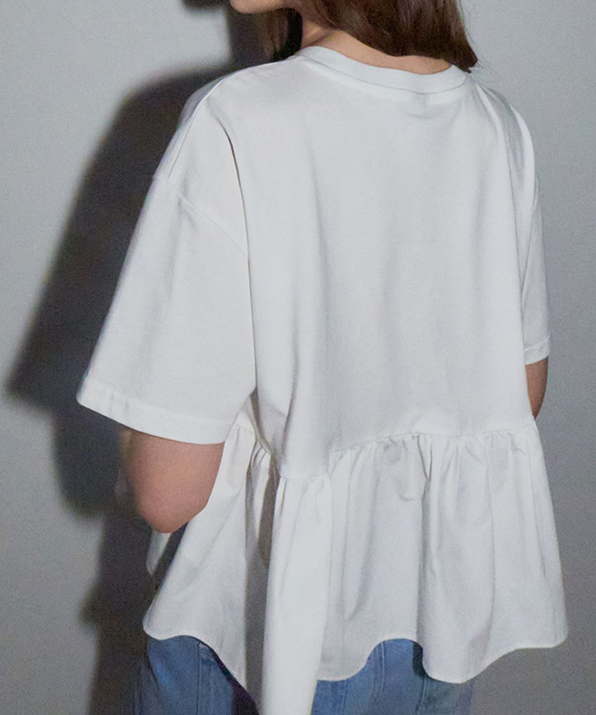 론론(RONRON) PATCHWORK RUFFLE SHORT SLEEVE T SHIRT WHITE