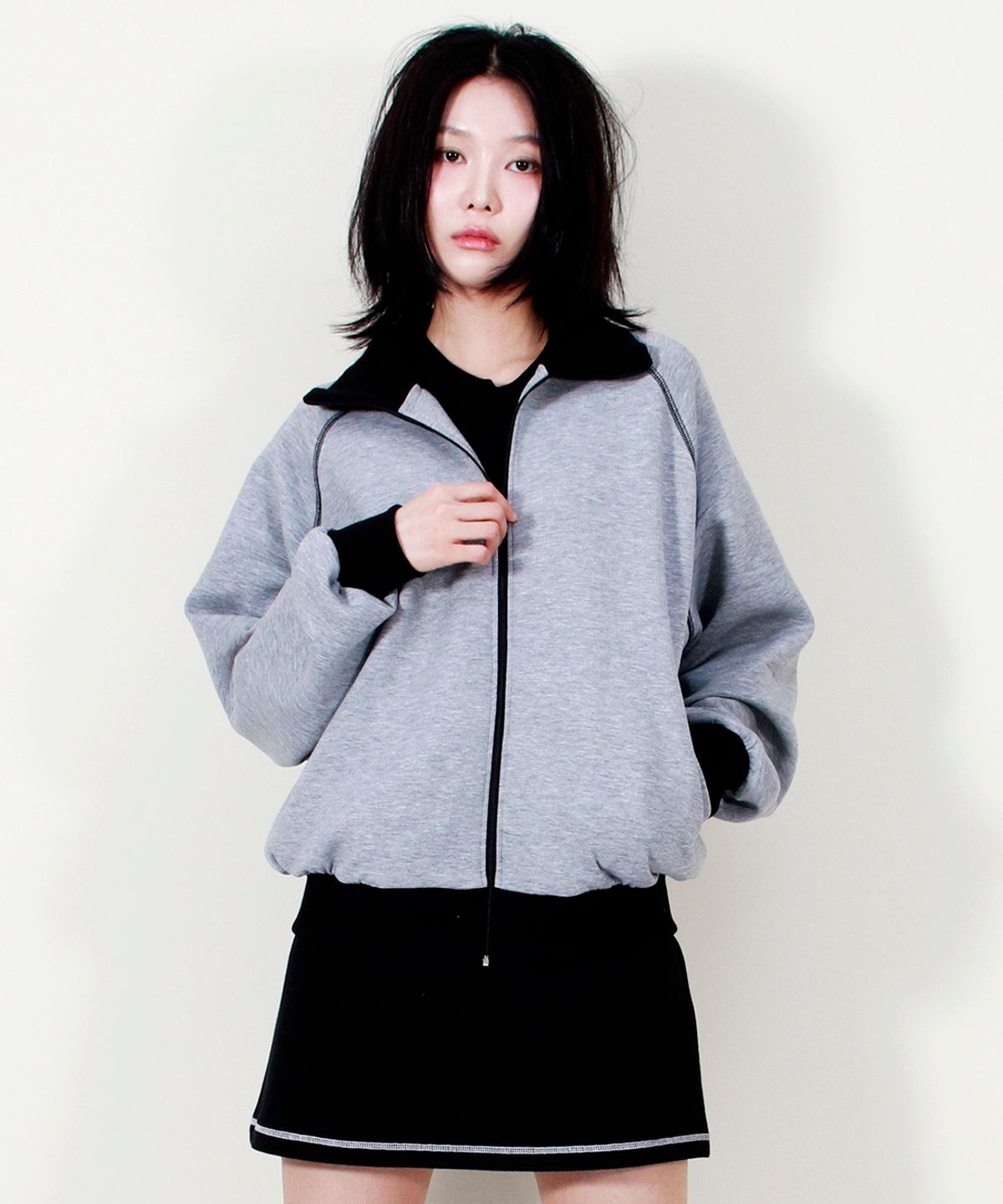 드마크(DEMARC) COLOR STITCH NEOPRENE LOGO BLOUSON JUMPER GREY